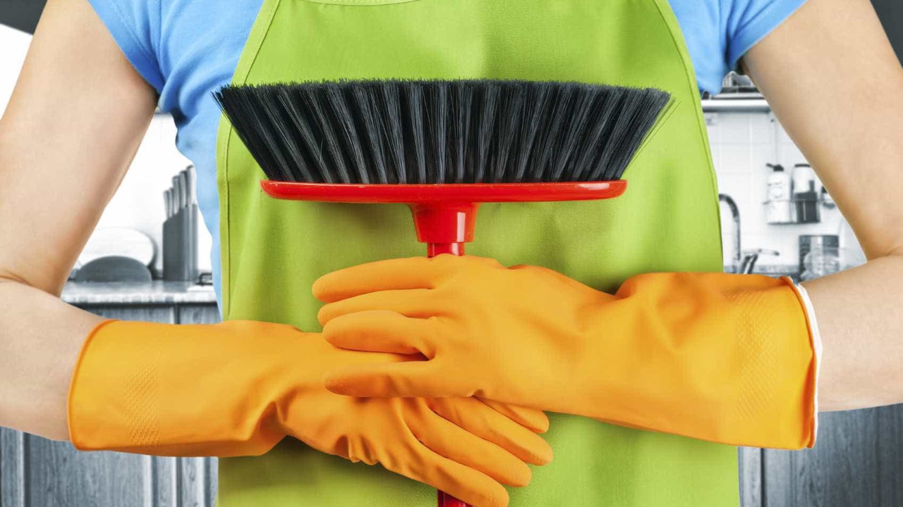 Trabalhador informal pode receber R$ 1.000 do Bolsa do Povo; veja como se cadastrar