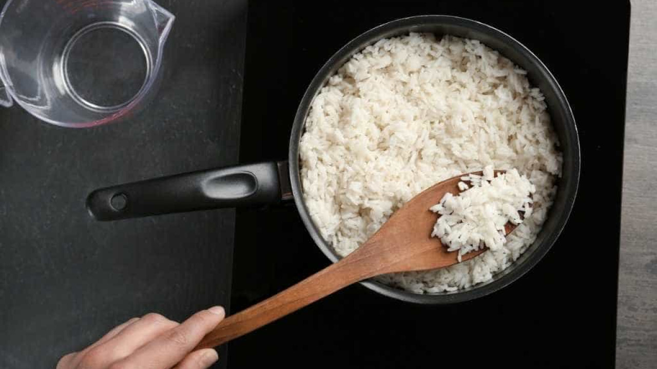 Com auxílio, consumo de alimentos por mais pobres cresce 8% em 2020