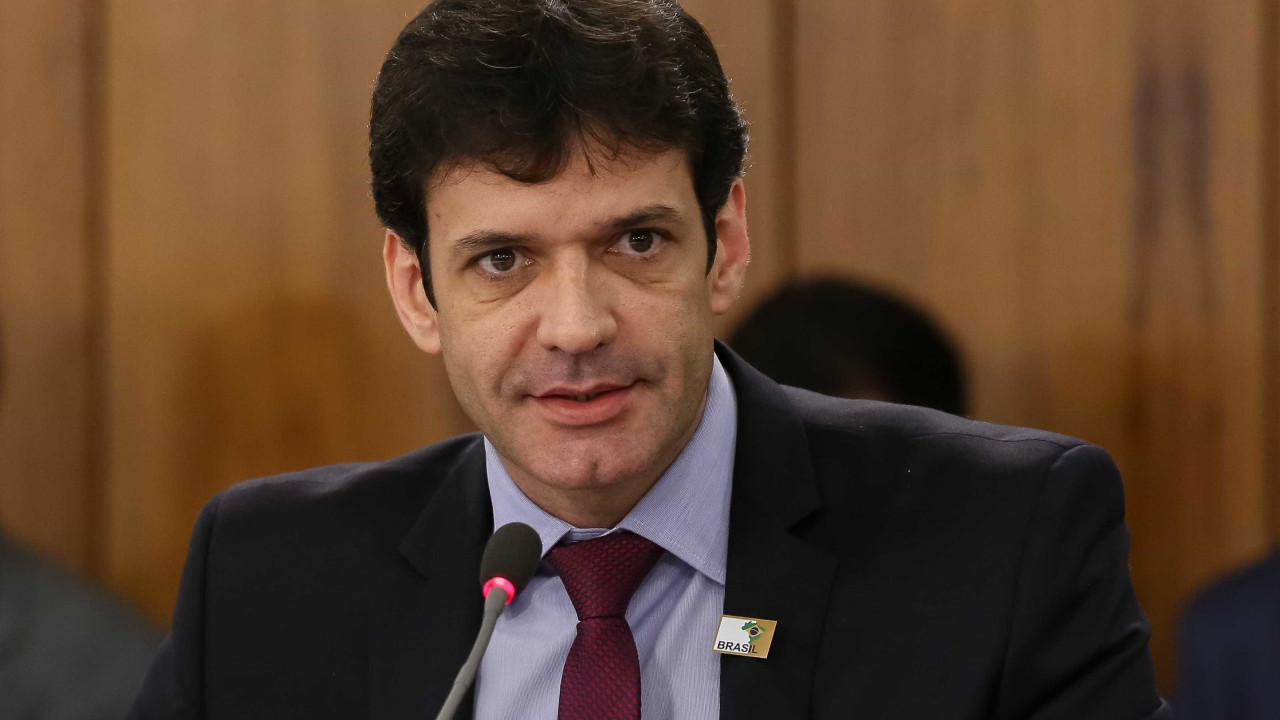 Bolsonaro demite ministro do Turismo, Marcelo Álvaro Antônio
