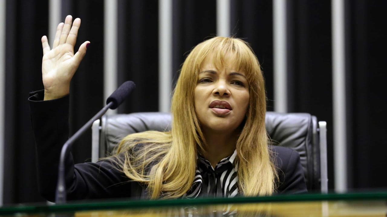 MPRJ quer elevar pena da ex-deputada Flordelis