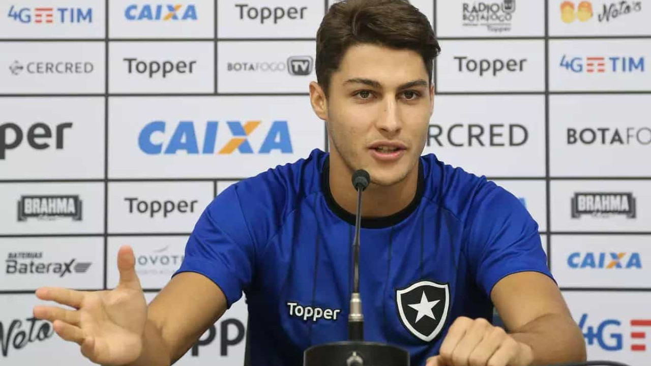 Marcinho, ex-Botafogo, será indiciado por duplo homicídio culposo, diz delegado