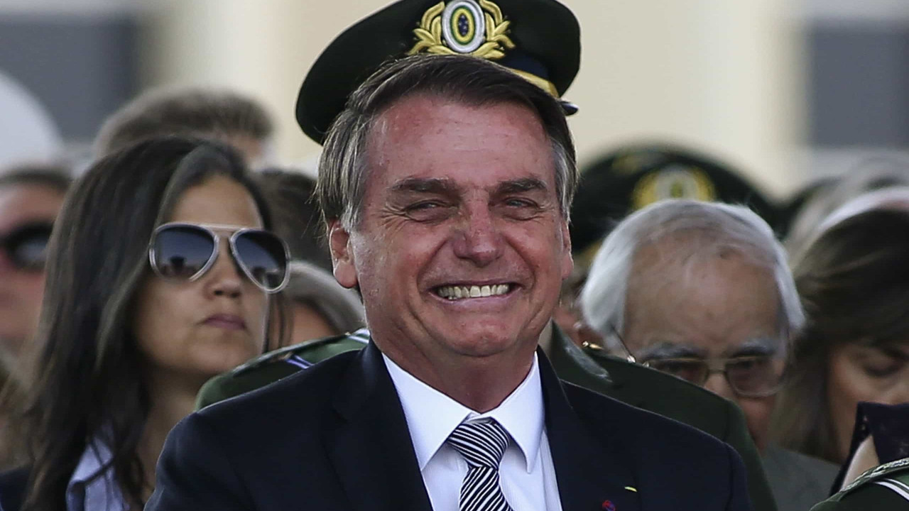 Bolsonaro visita Taguatinga no DF e divulga vídeo para criticar o fique em casa