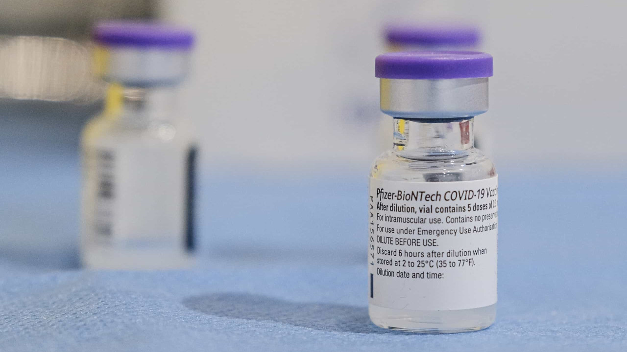 Brasil recebe nesta quinta o 1º lote com 1 milhão de doses da vacina da Pfizer