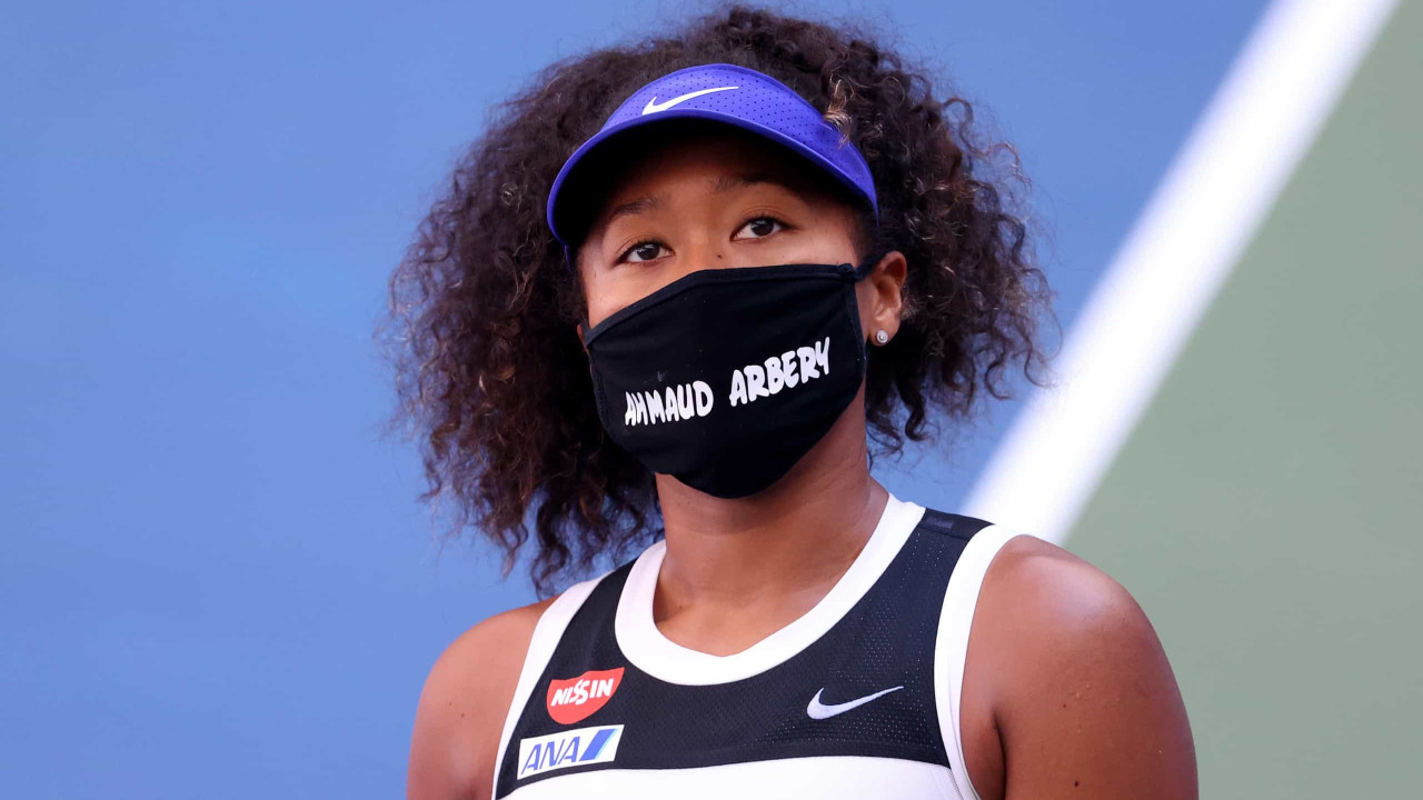 Osaka abandona Roland Garros após multa por não dar entrevista e revela depressão