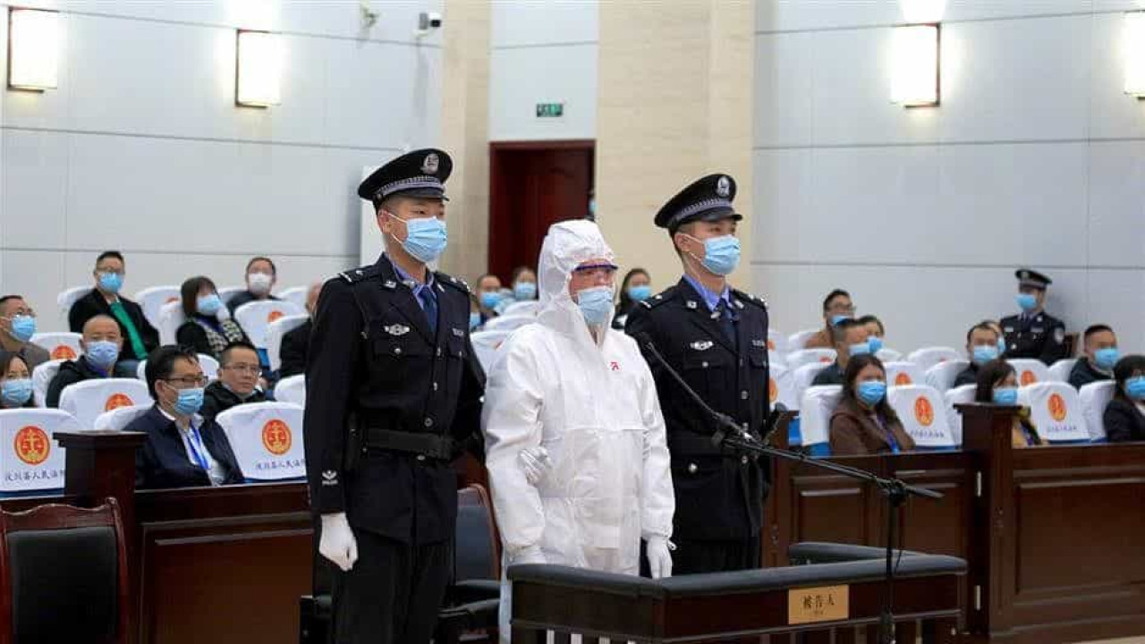 Chinês que ateou fogo à ex-mulher em live na web recebe pena de morte