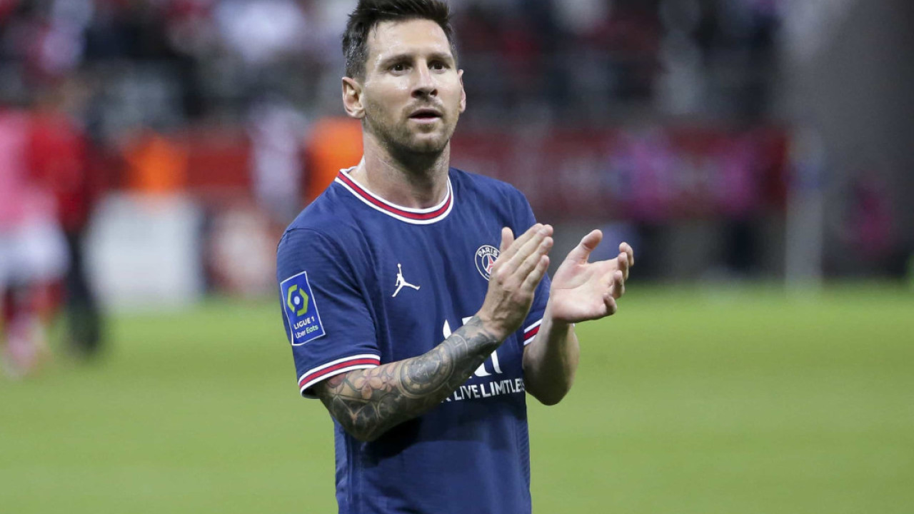 Messi prolonge son contrat avec le Paris Saint-Germain, rapporte le journal français