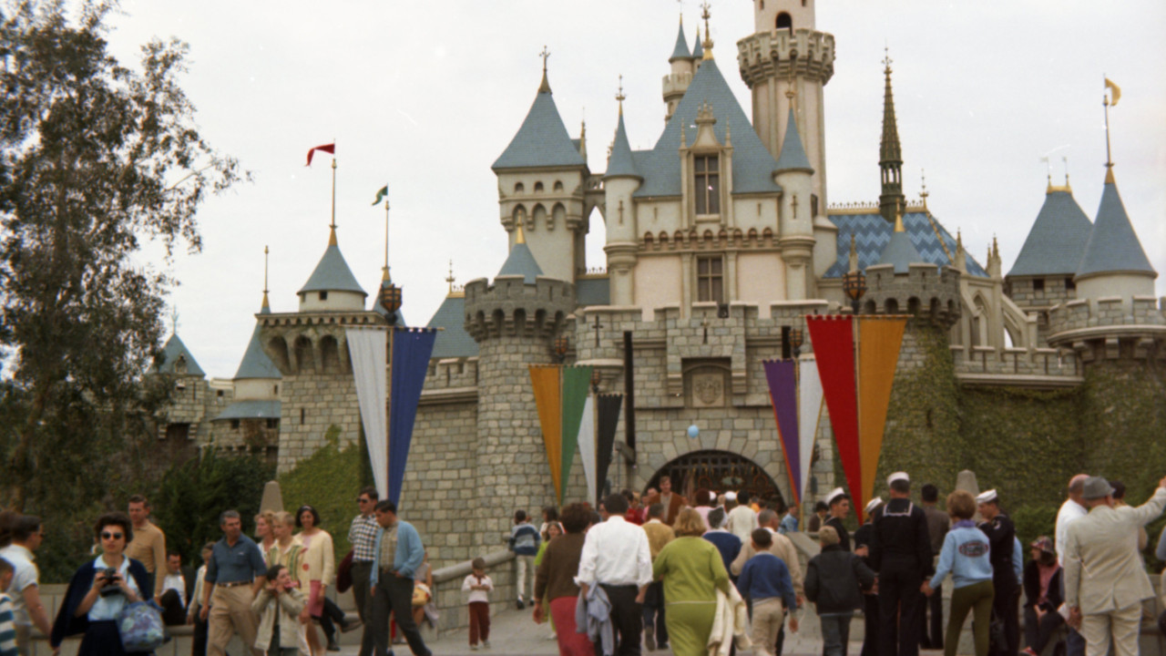 Casal viveu durante 16 anos na Disneyland e ninguém percebeu