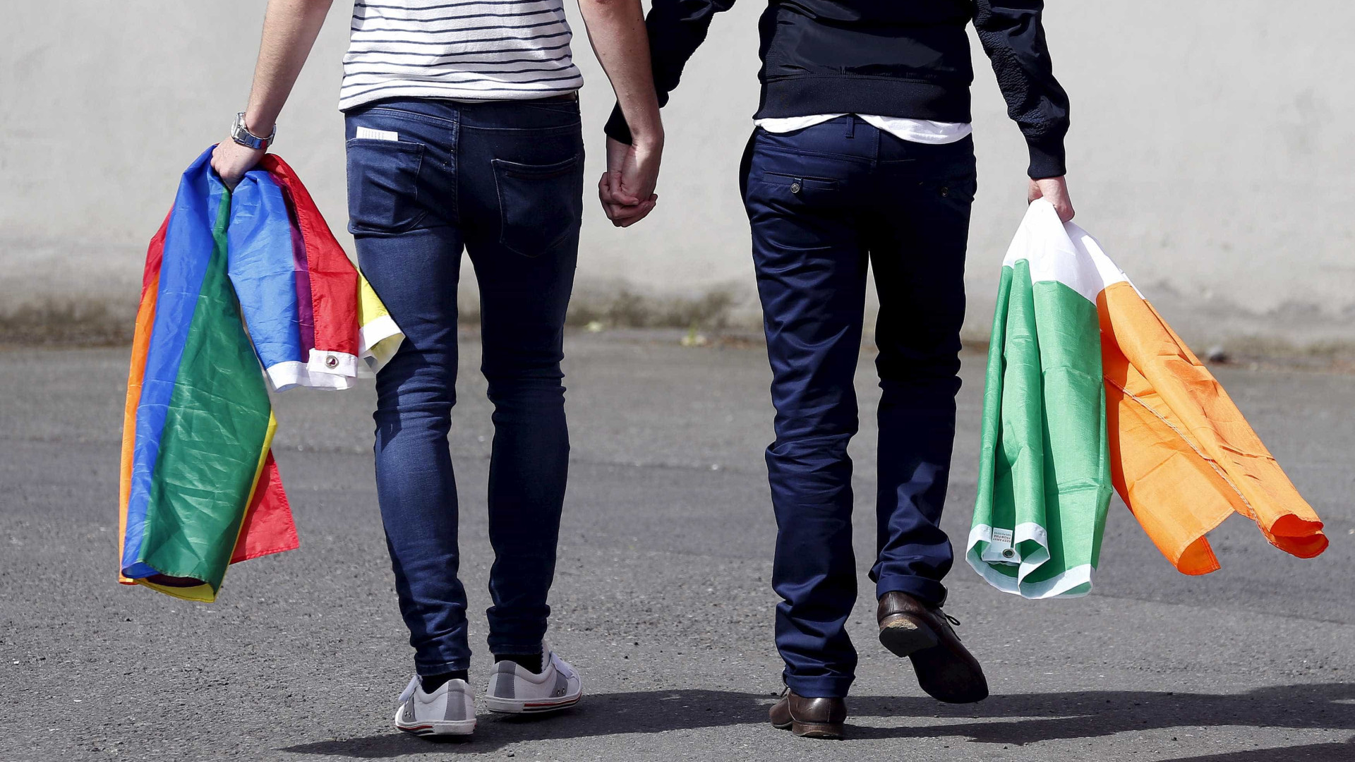 54% dos jovens britânicos não se identificam como heterossexual