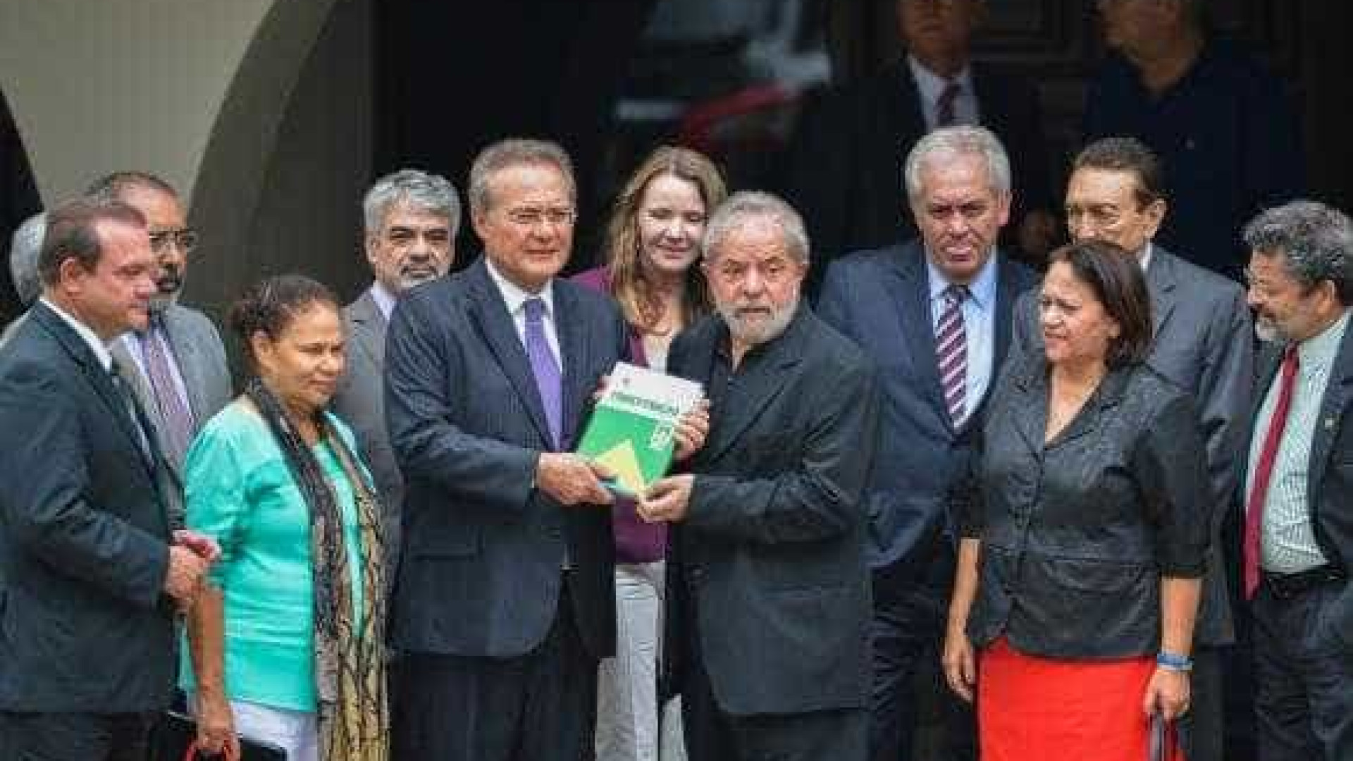Lula não vai integrar ministério de Dilma, diz Renan