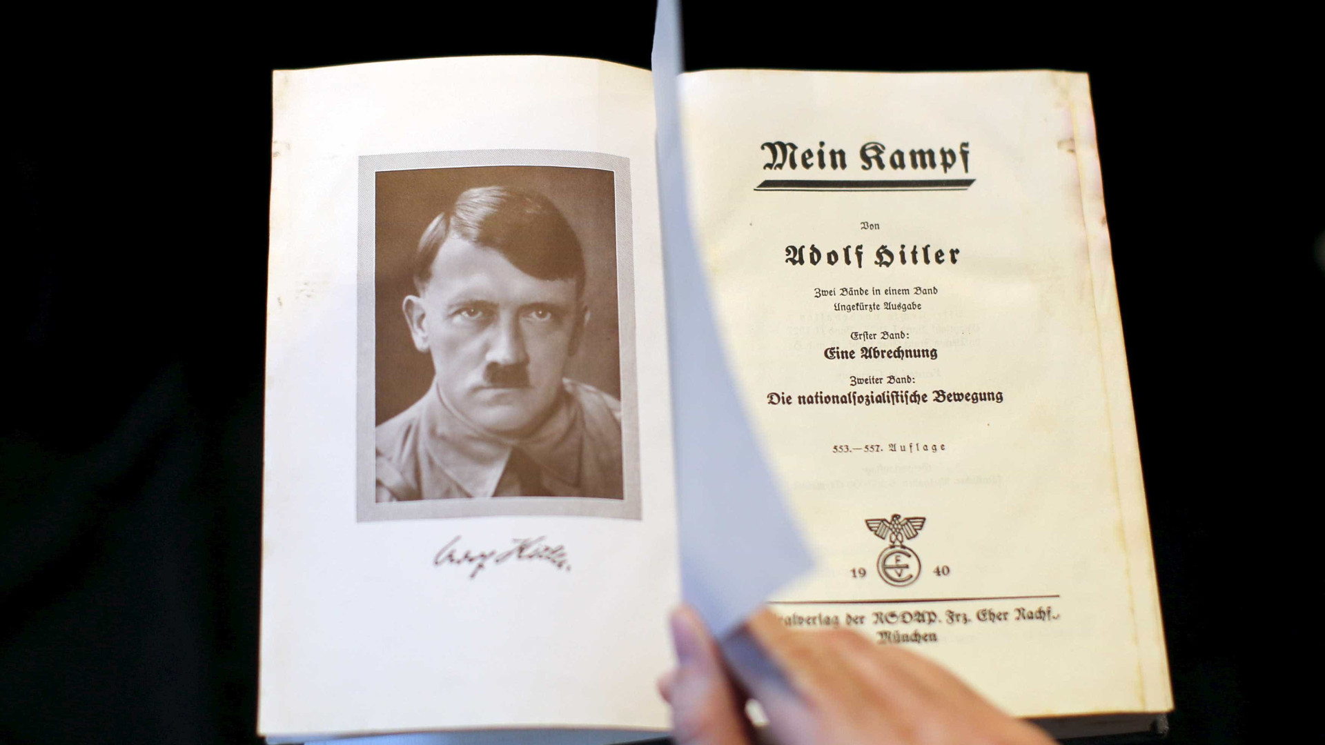 Justiça alemã investiga 
reedição do livro de Adolf Hitler