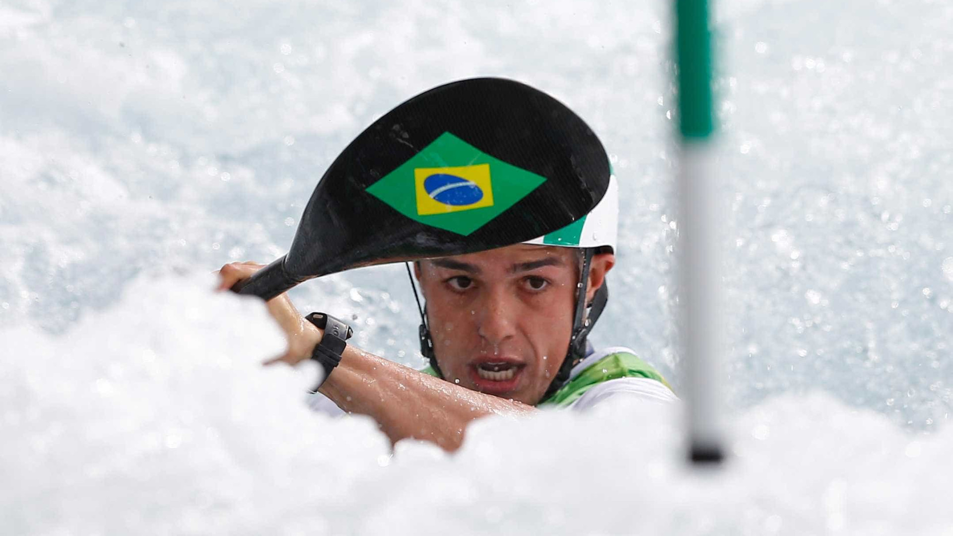 Brasileiro surpreende e se 
qualifica em 5º para a semifinal