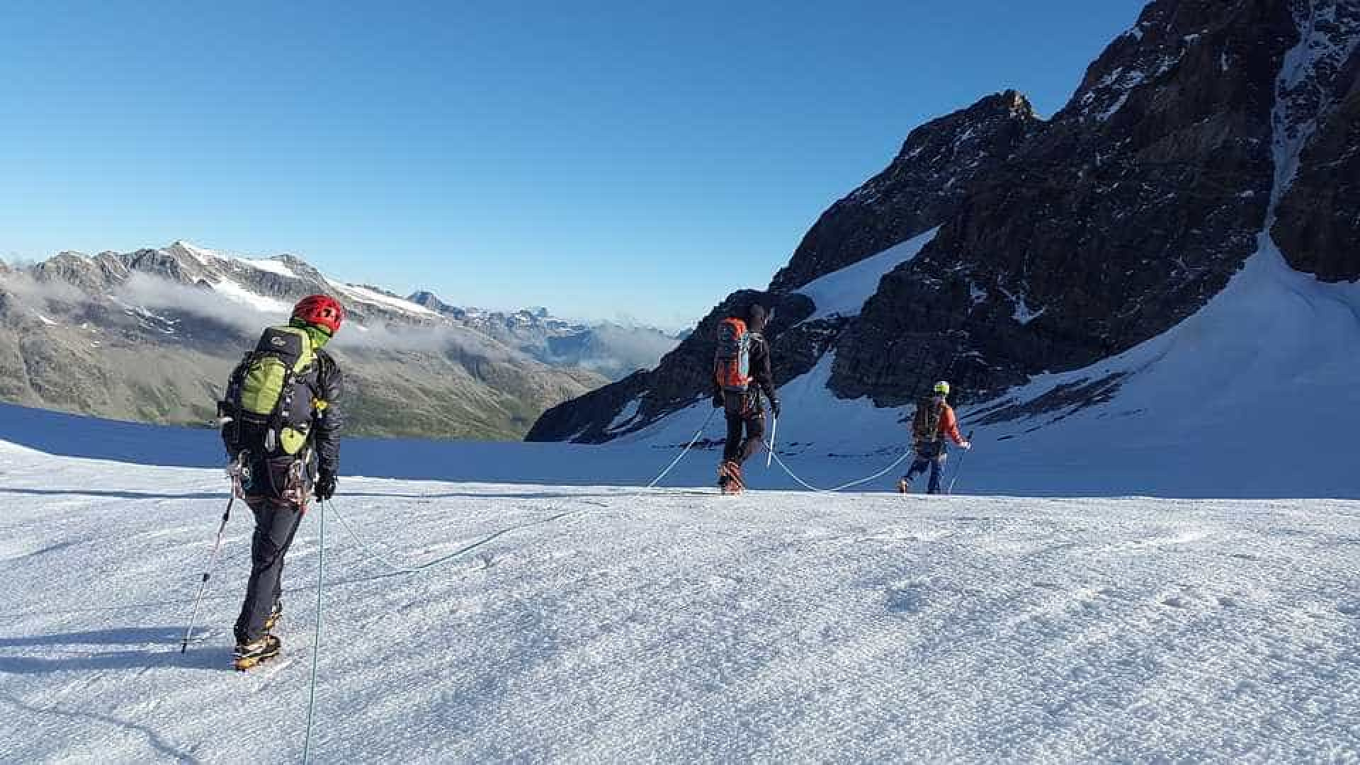 Três alpinistas morrem em escalada 
no Monte Rosa na Itália