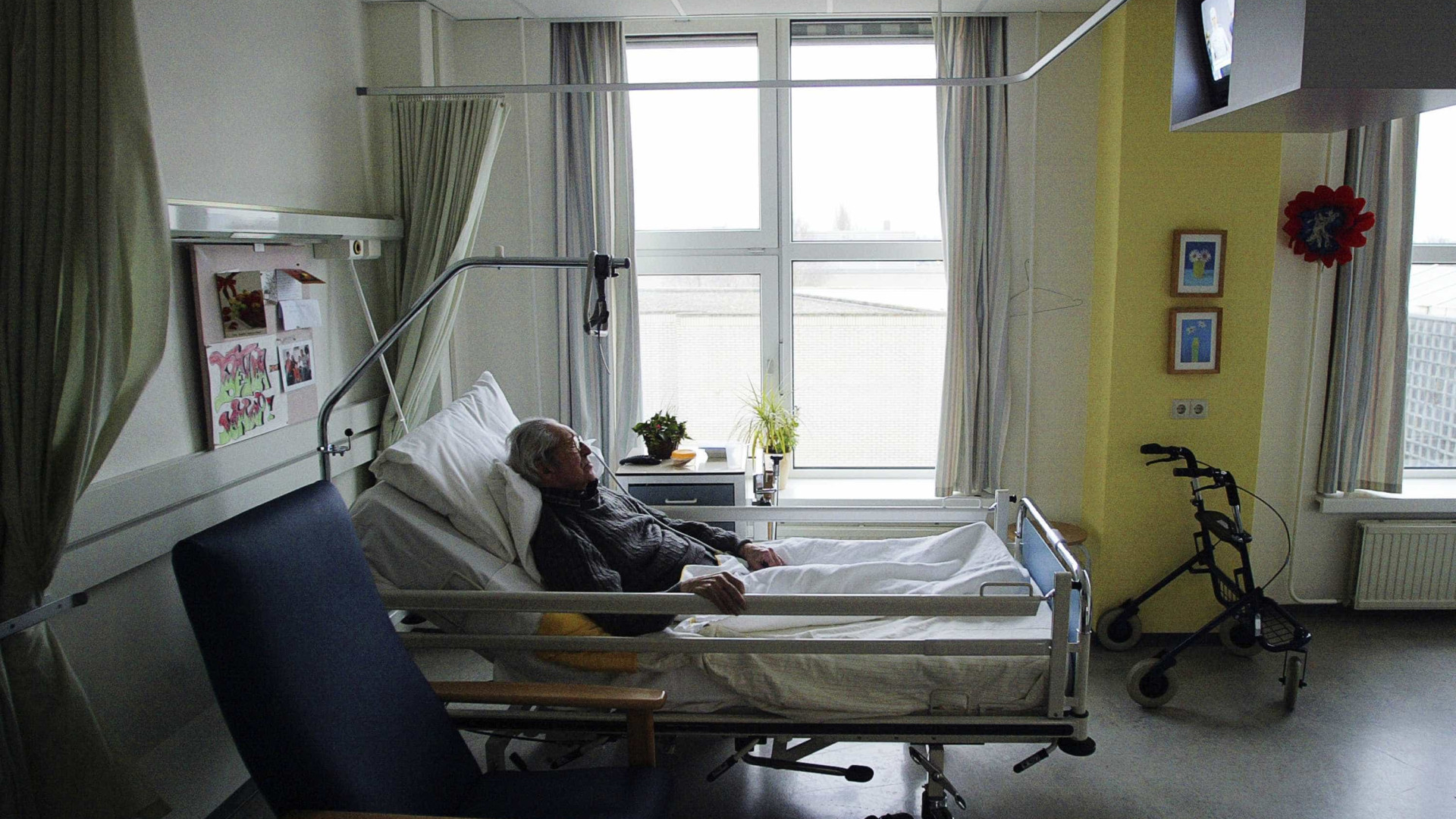 Holanda quer ampliar direito à eutanásia a pessoas saudáveis