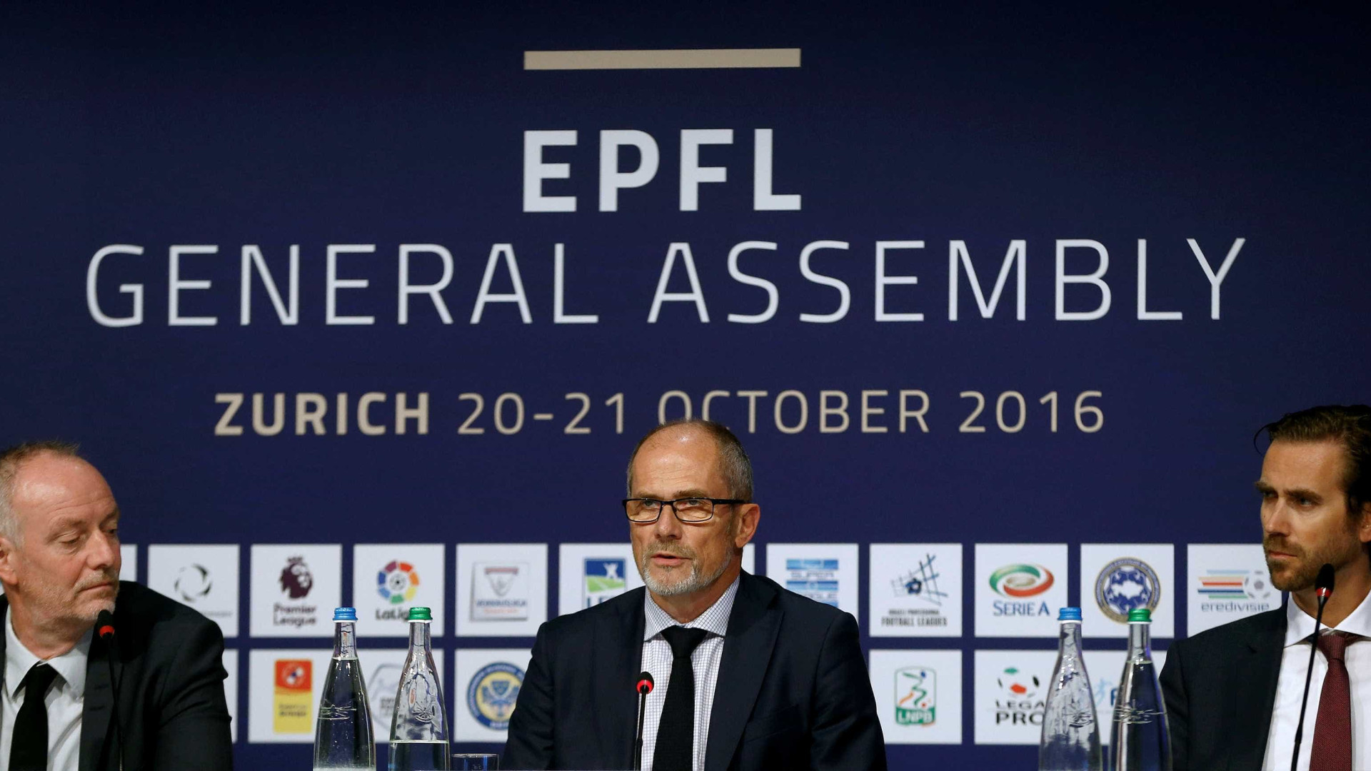 Contra mudanças, ligas nacionais europeias
anunciam racha com Uefa