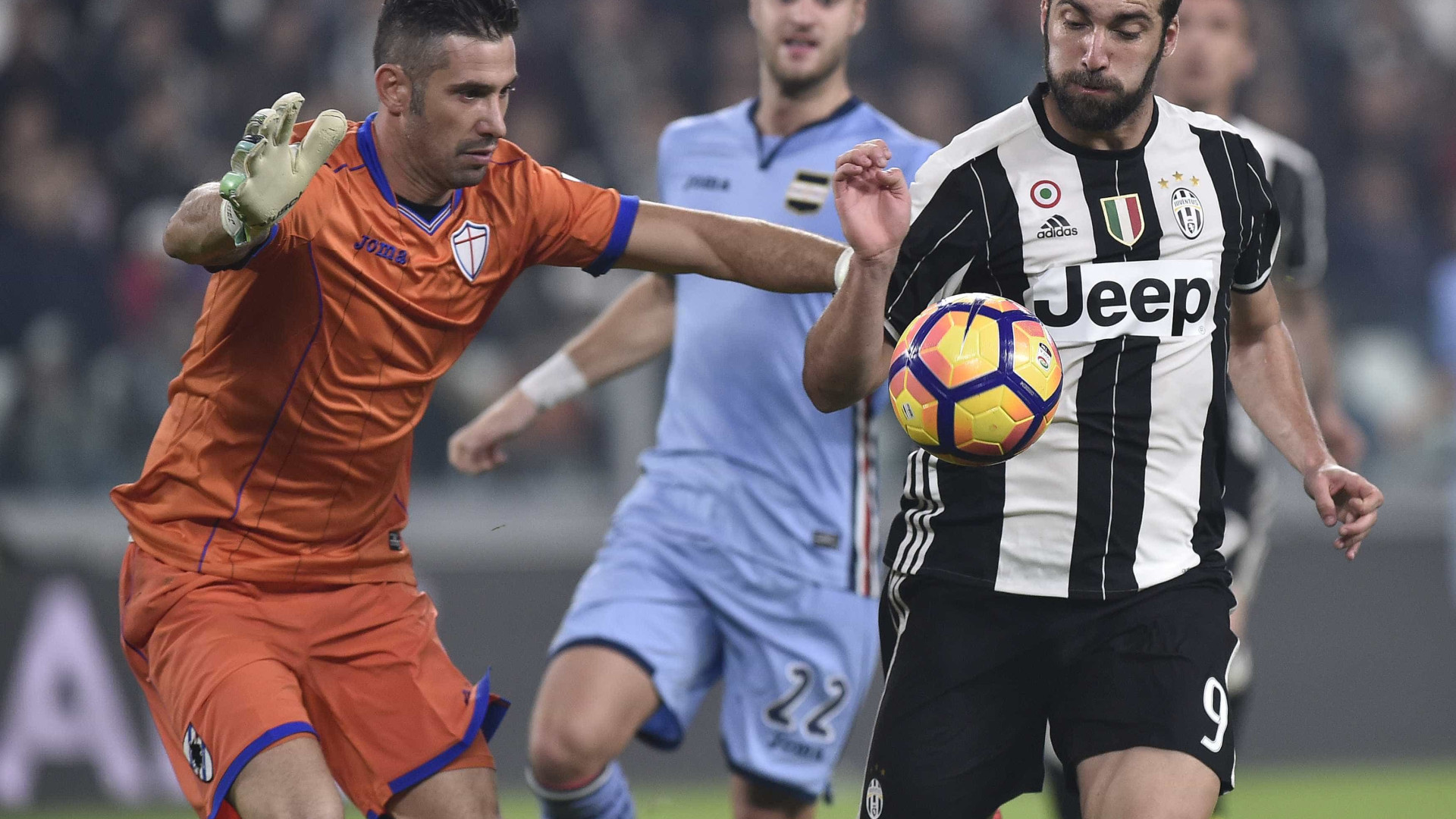 Juventus goleia Sampdoria e mantém ponta do Italiano