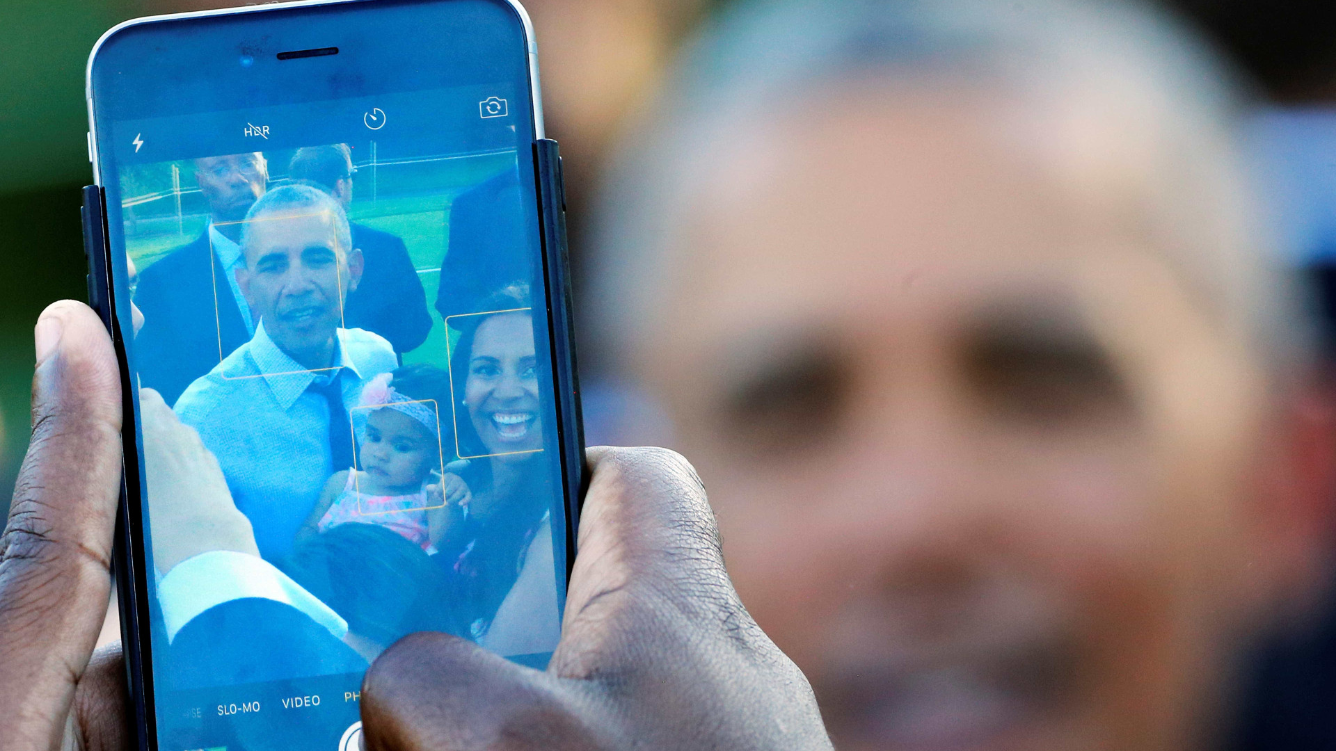 Obama entra no Snapchat para apoiar Hillary