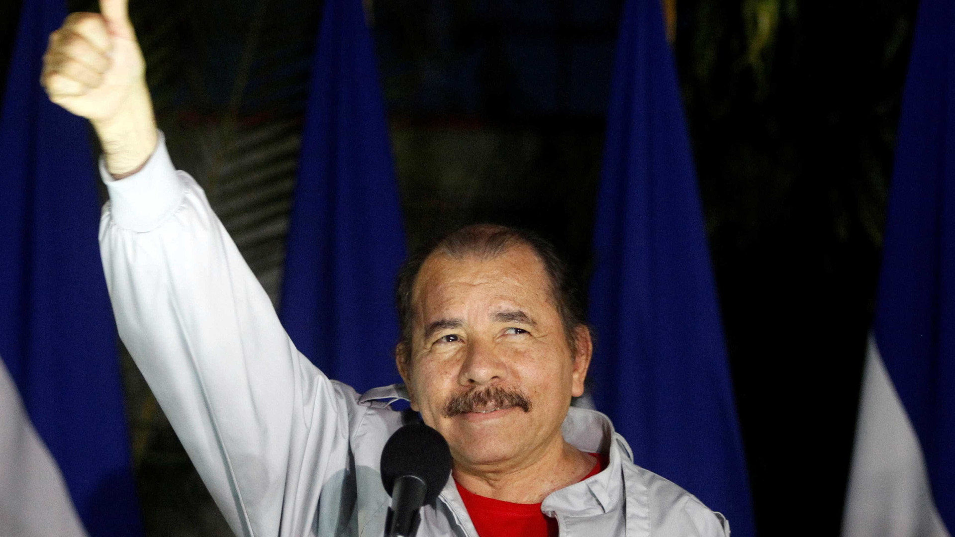 Daniel Ortega é reeleito presidente da Nicarágua