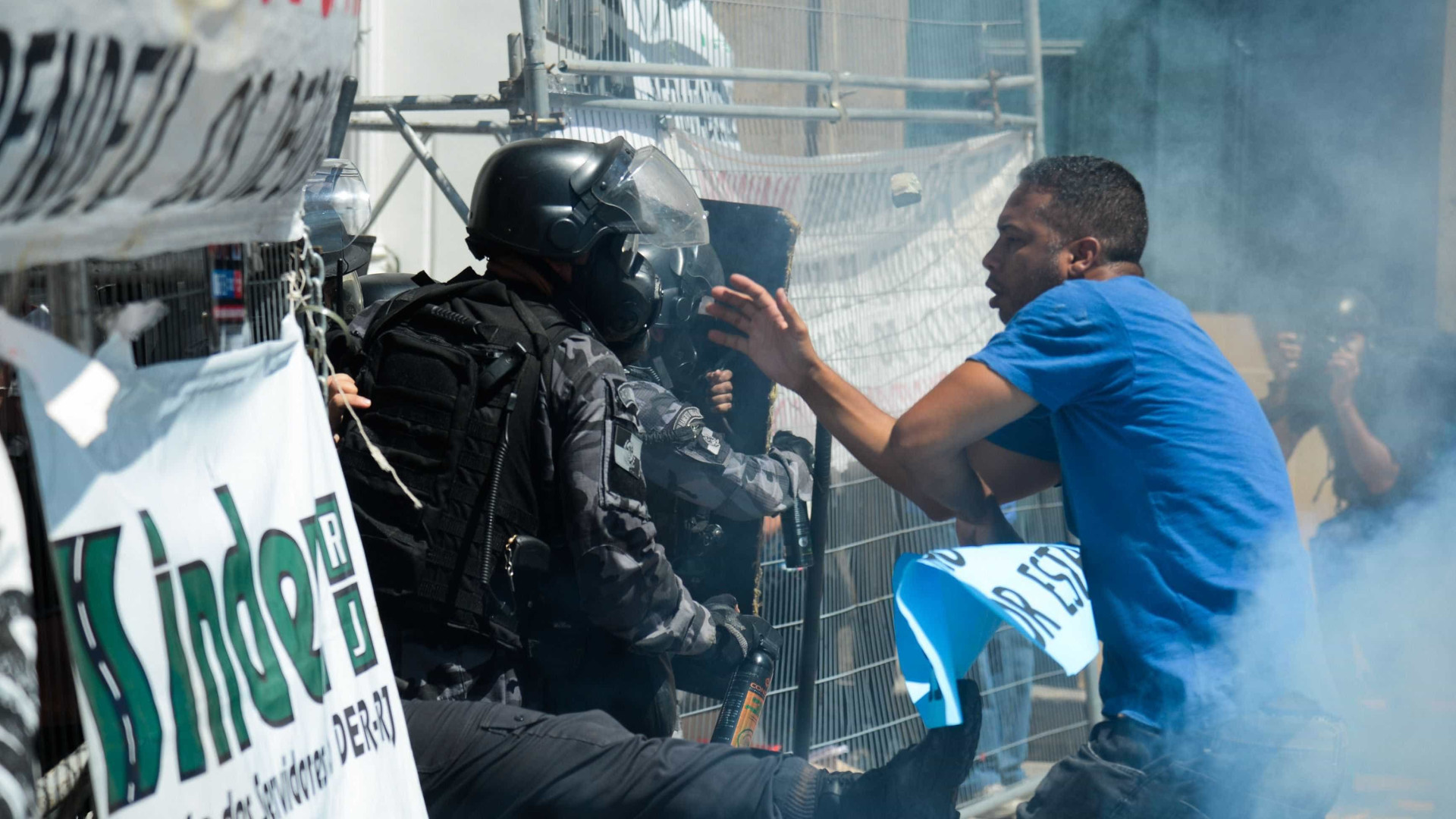 Nove pessoas são presas em protestos no Rio