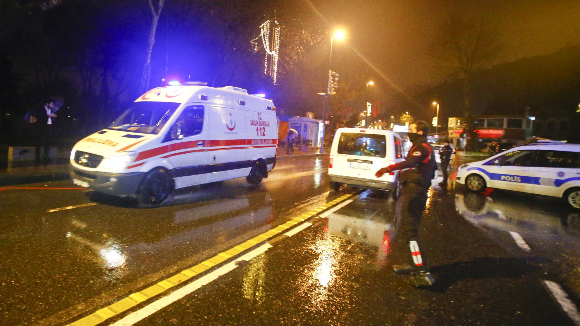Atirador mata 39 pessoas em
 festa de Ano Novo em Istambul