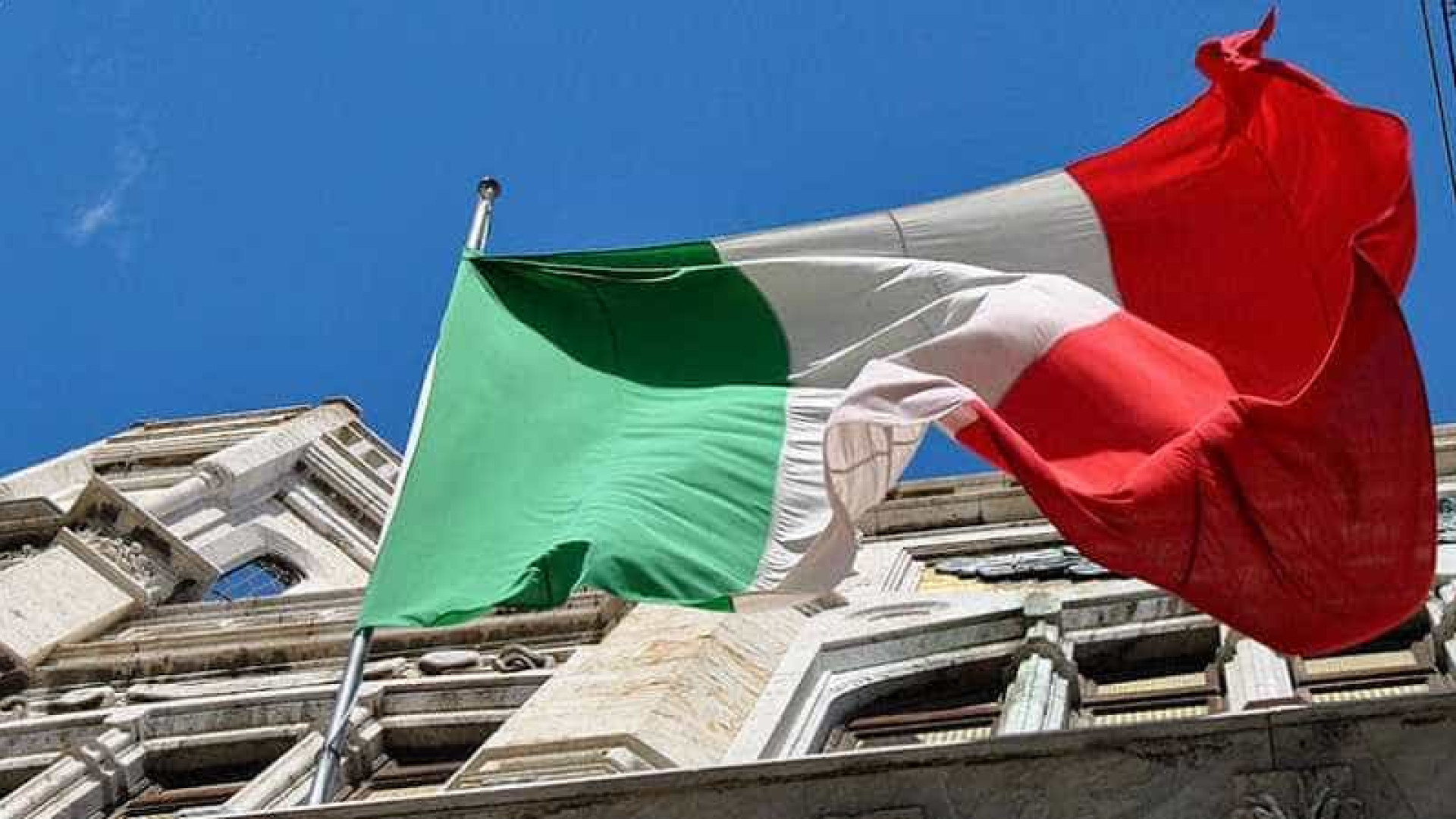 Itália estima crescimento de 0,9% no PIB em 2016