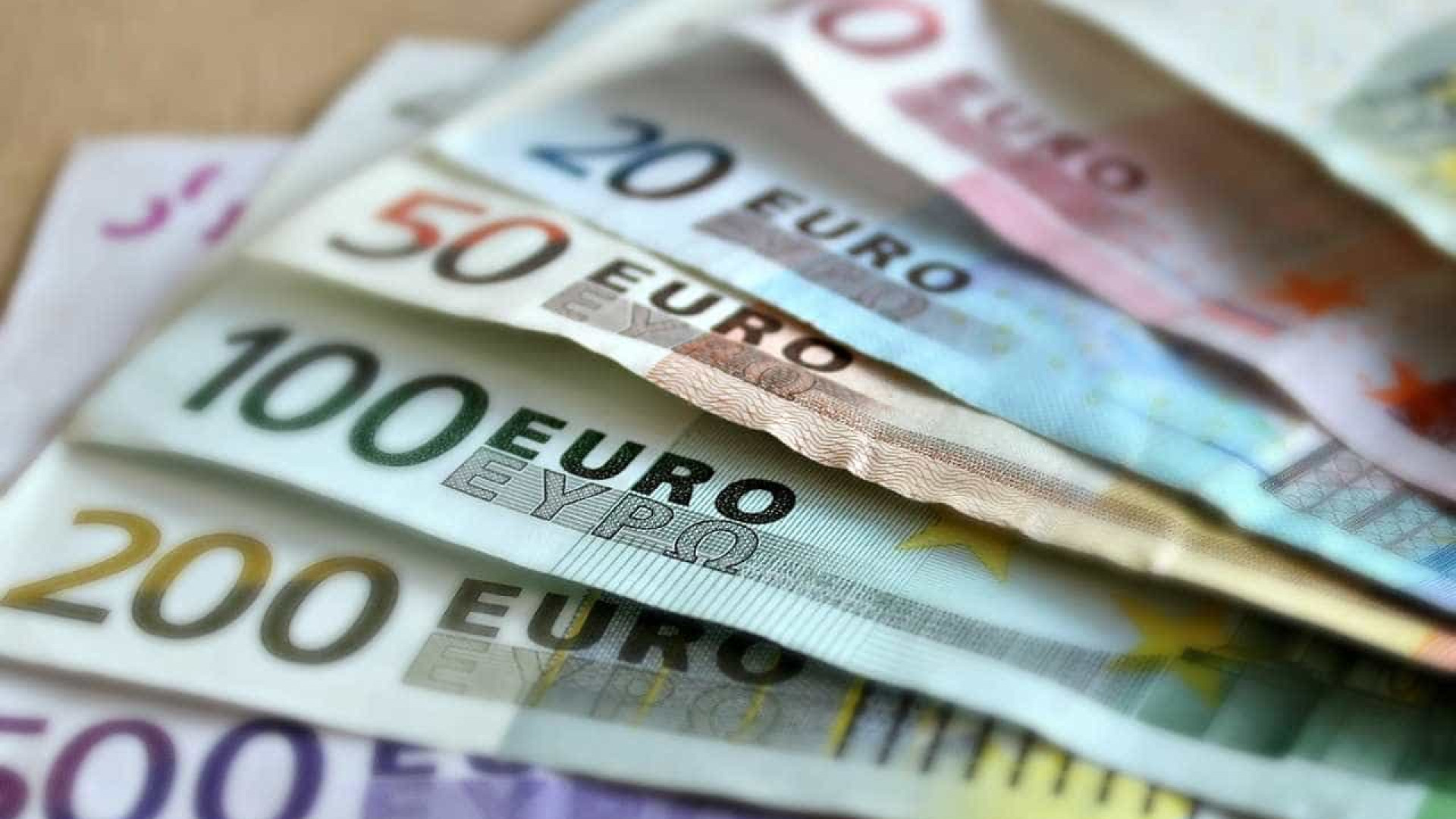 BCs na Europa elevam reservas
 em moeda estrangeira em sinal de cautela