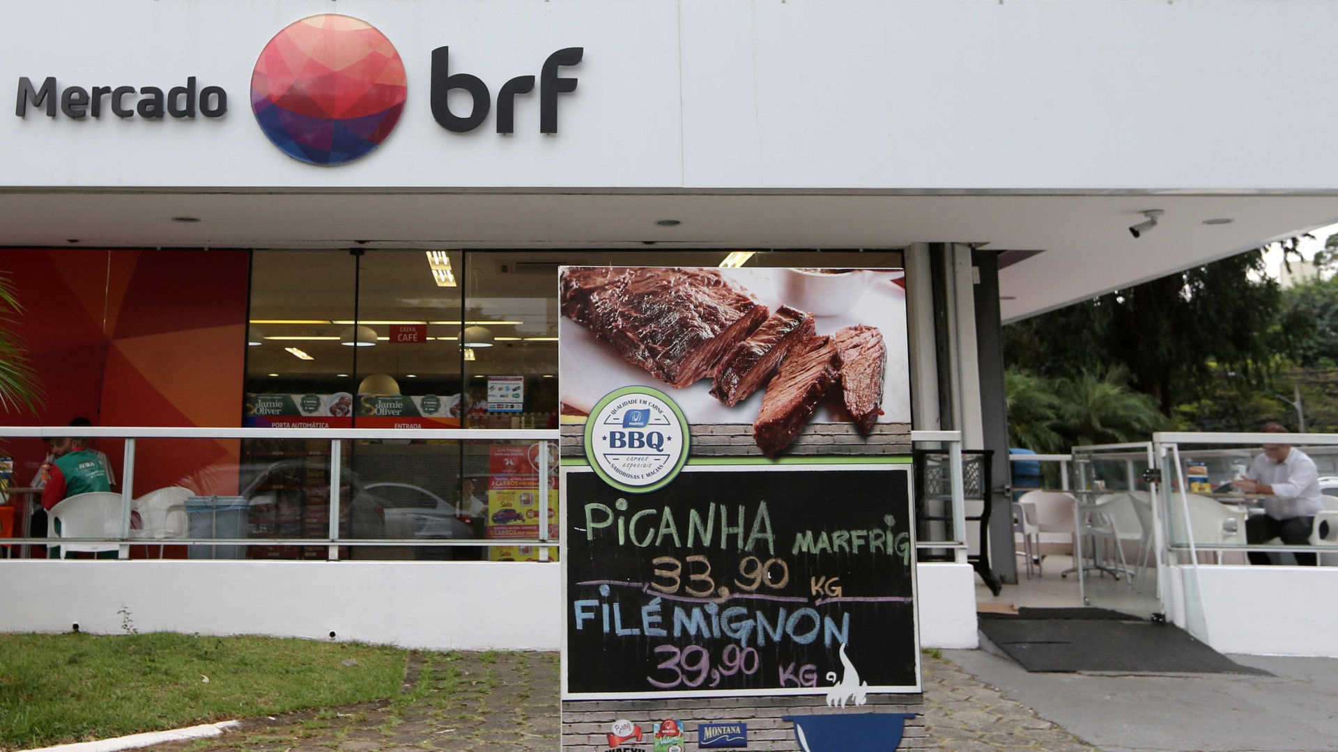 BRF diz que nunca vendeu carne
 podre e que nunca foi acusada disso