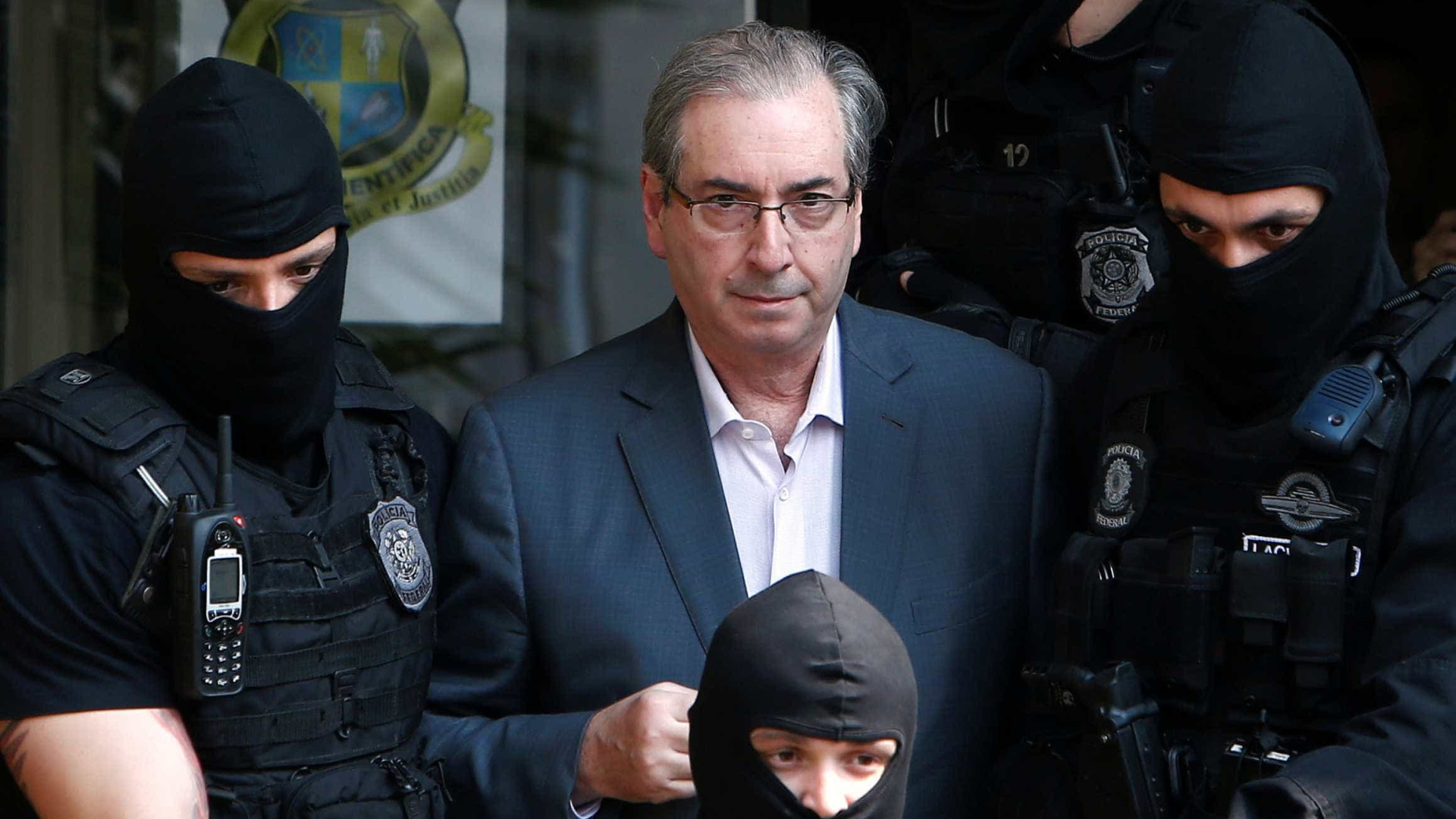 Advogados de Cunha tentam censurar
livro sobre o ex-deputado