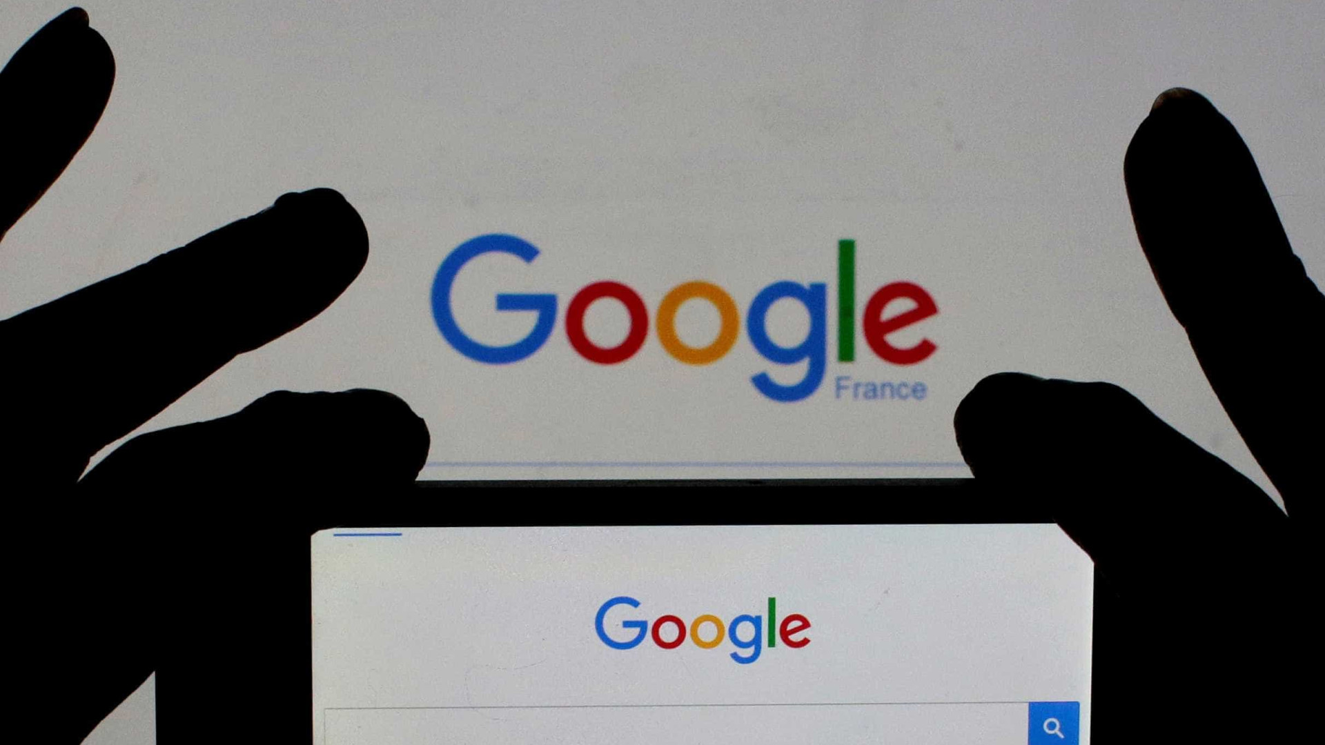 Google retirou mais de 900 milhões 
de URLs do ar em 2016