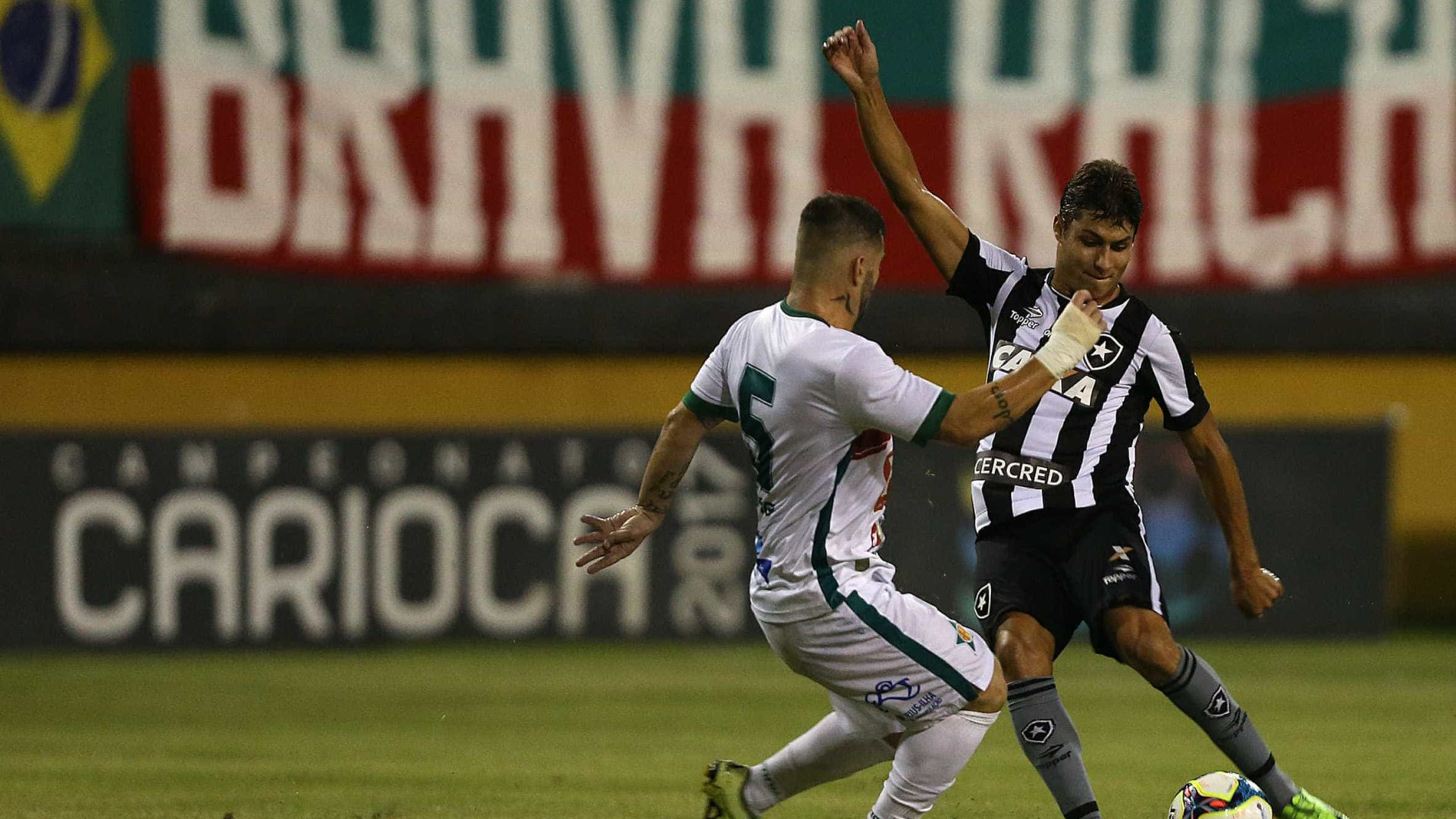 Resumão da rodada: Botafogo goleia e Sport
perde para ‘carrasco’