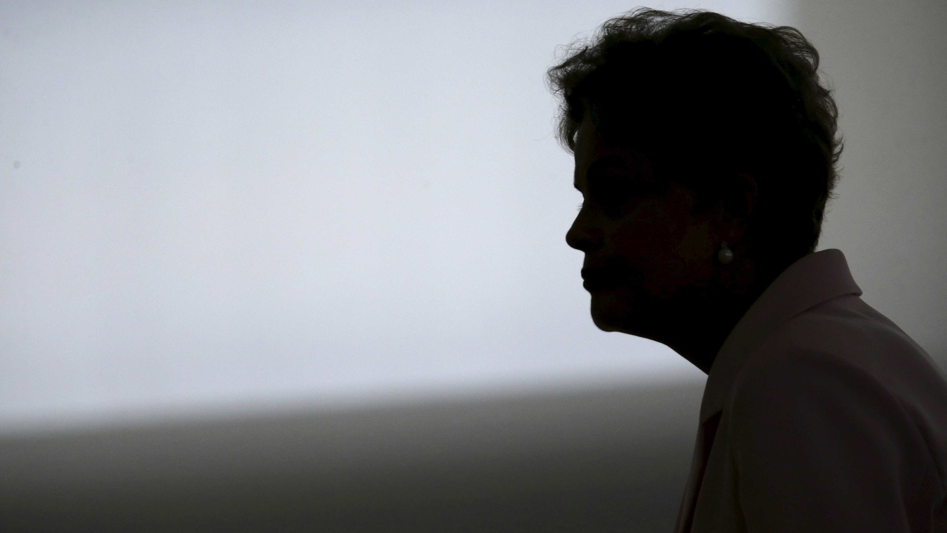 Dilma é acusada de criar e-mail secreto
para falar com Mônica Moura