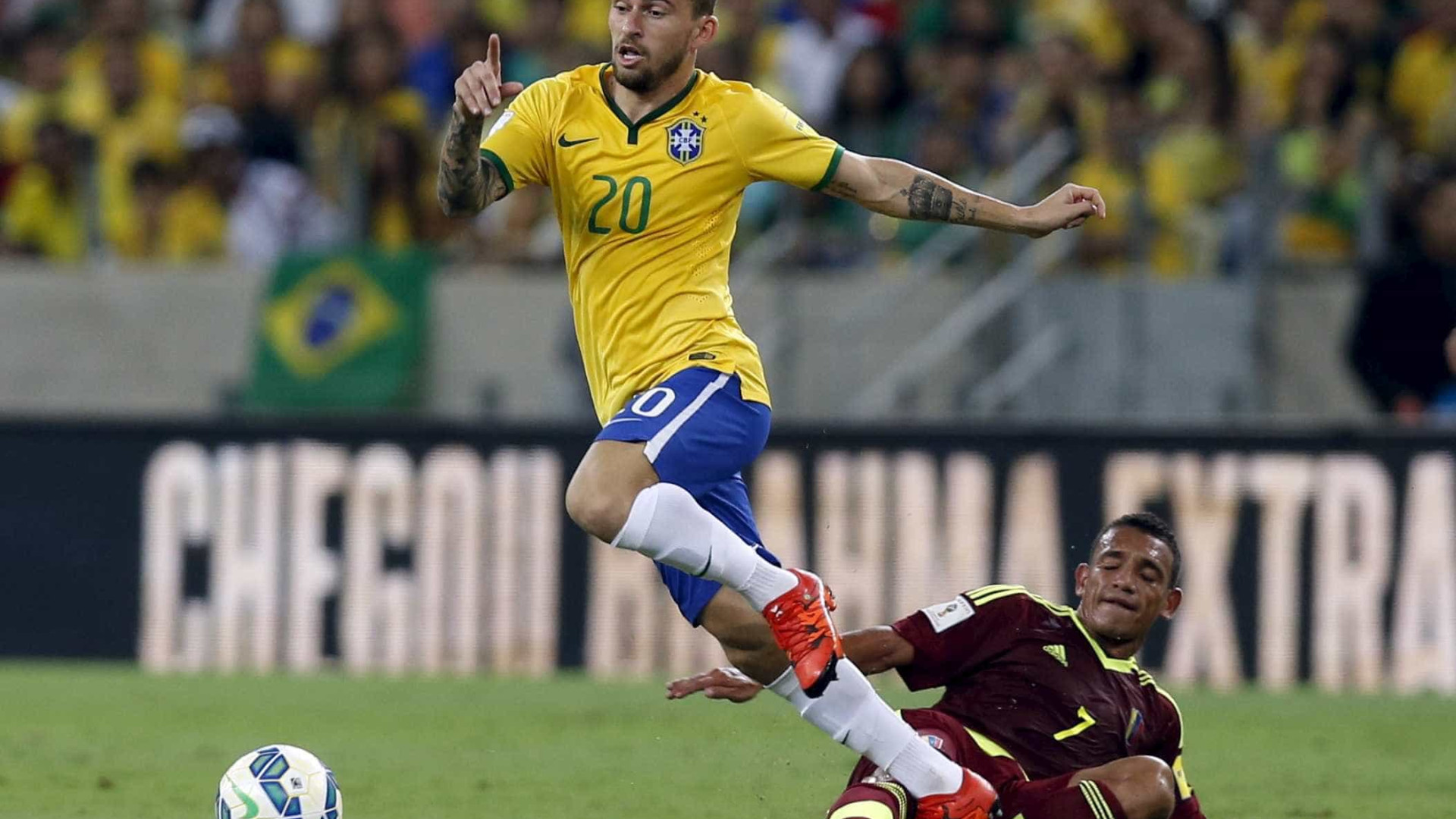 CBF confirma corte de Lucas Lima da seleção brasileira por lesão