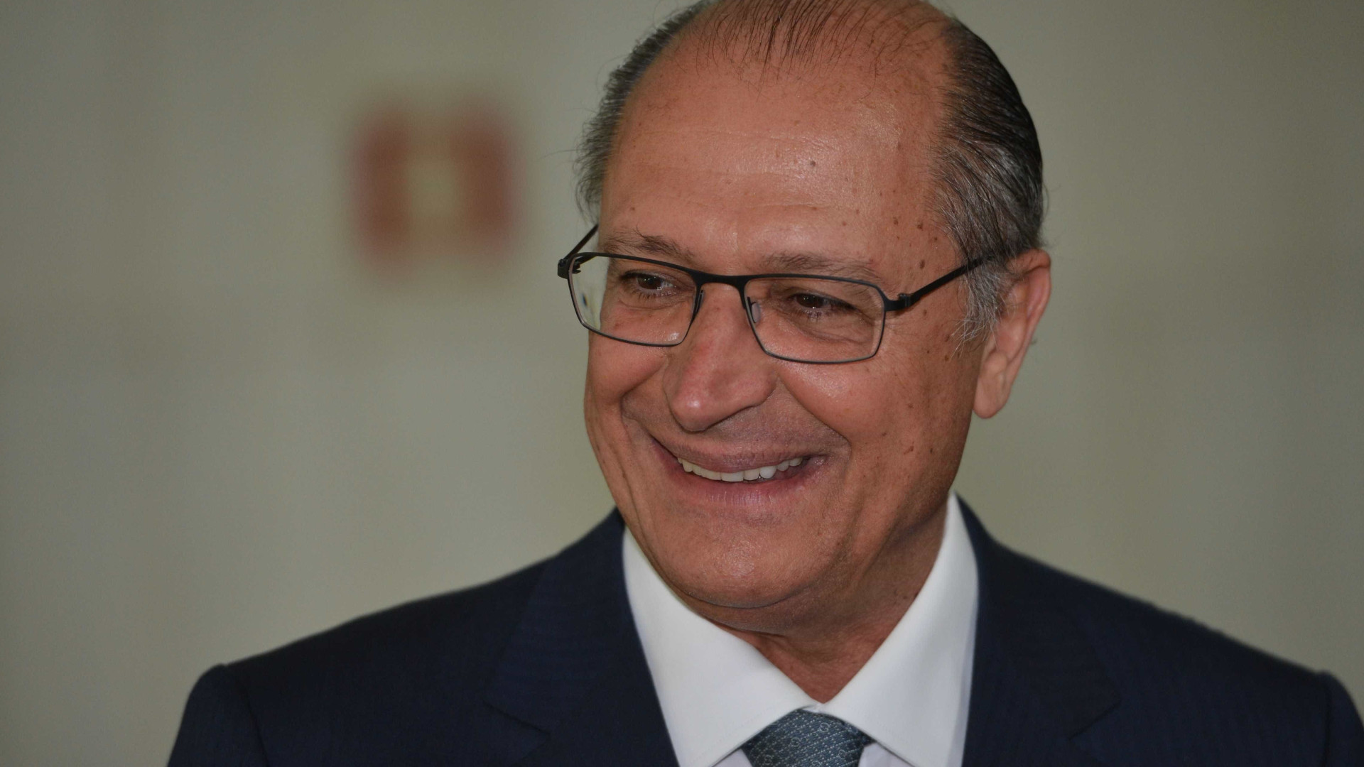 Alckmin rebate Maia e diz que aliança
com DEM não está descartada