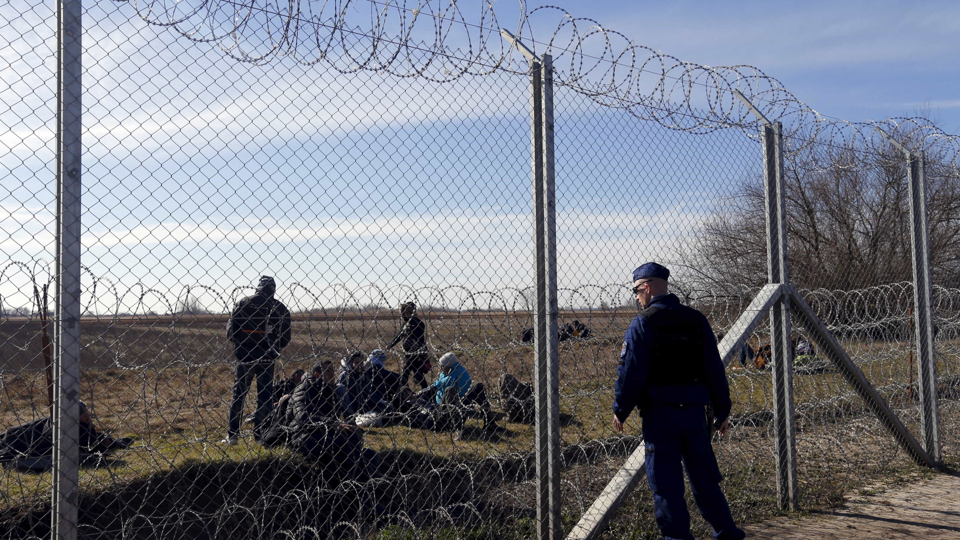Hungria e Eslováquia não podem rejeitar cota de migrantes, diz Tribunal
