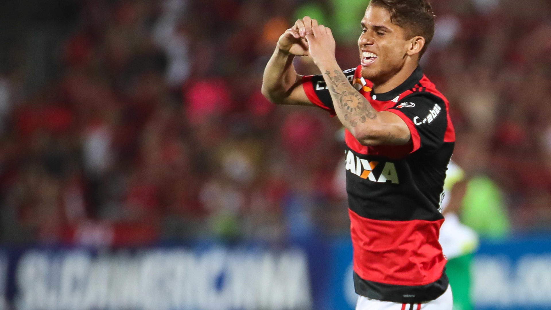 Flamengo faz 4 a 0 na Chape e se classifica às quartas da Sul-Americana