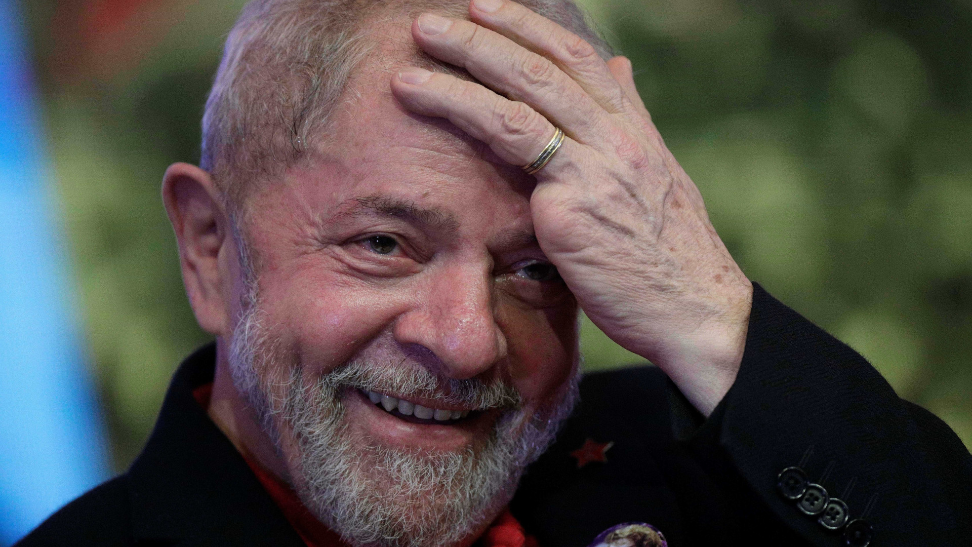 Lula apresenta recibos de aluguel com datas que não existem
