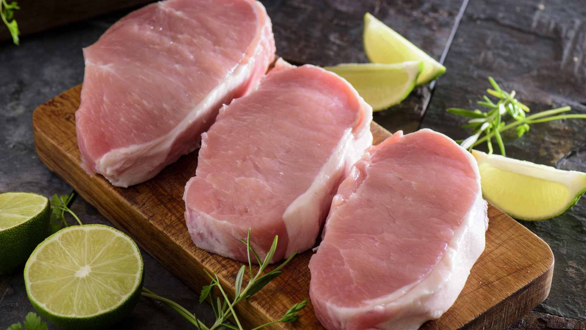Carne suína é mais magra que a bovina; veja outros benefícios