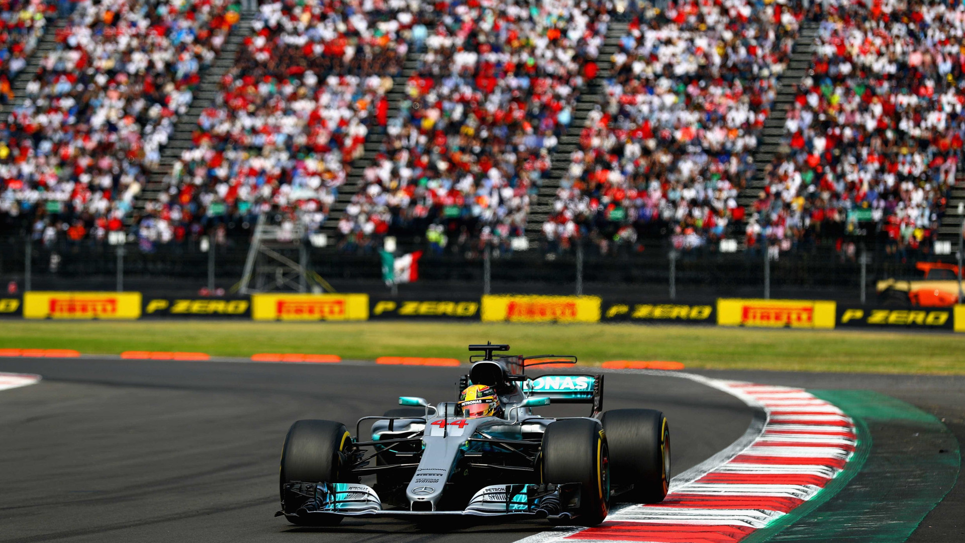 Lewis Hamilton é o campeão da temporada 2017 da Fórmula 1