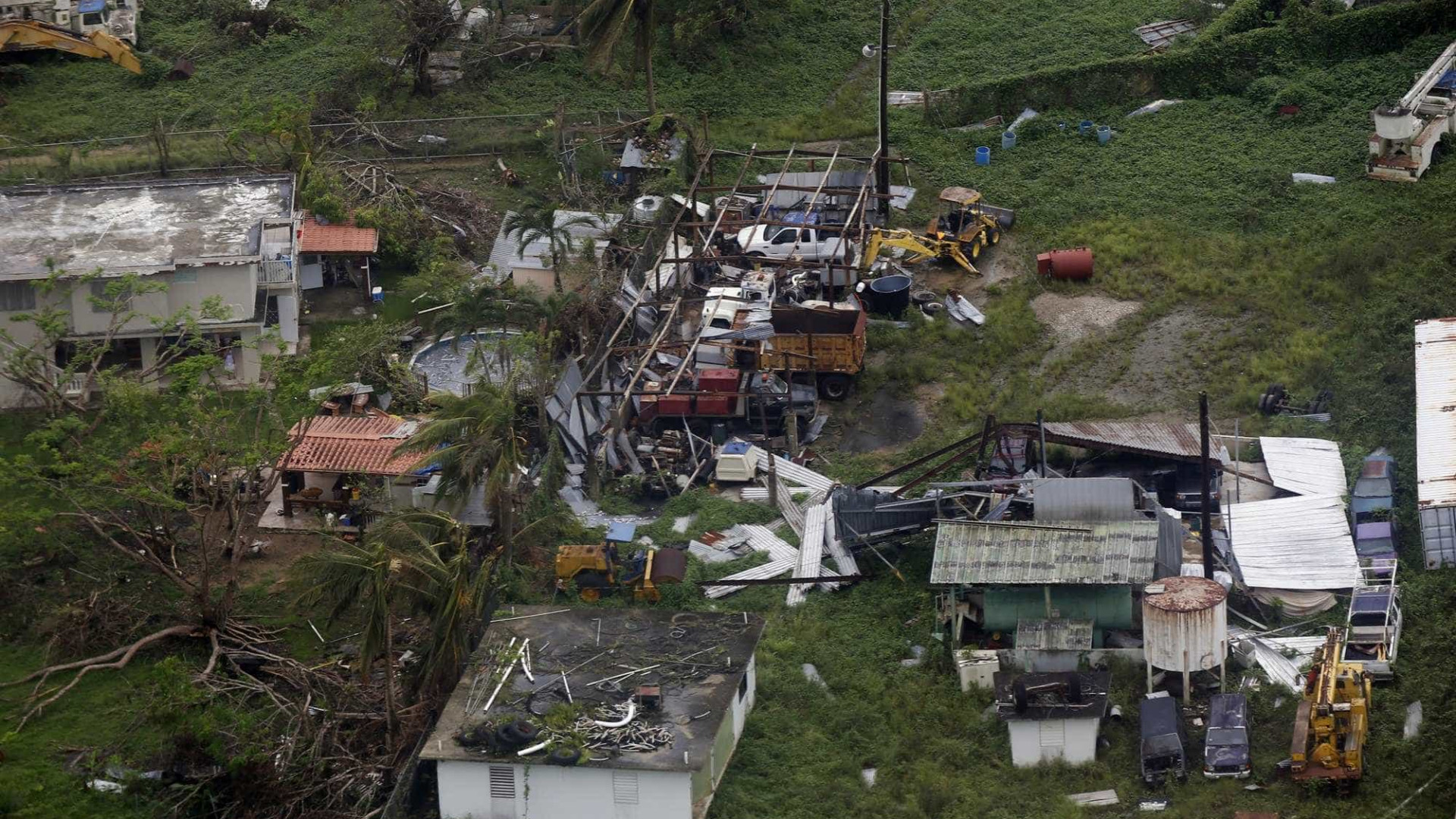 Sobe para 58 número de mortes causadas pelo furacão Maria