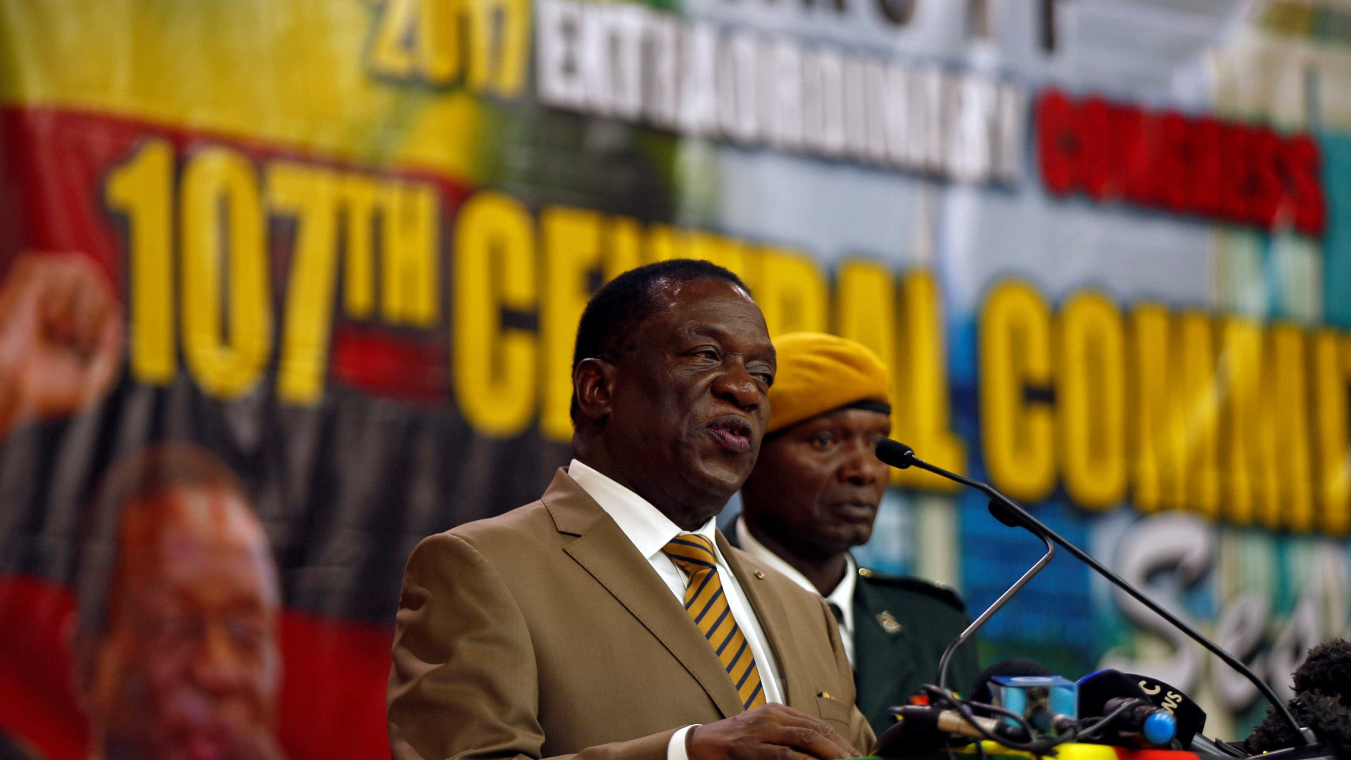 Candidatura de presidente nas eleições de 2018 é confirmada no Zimbábue