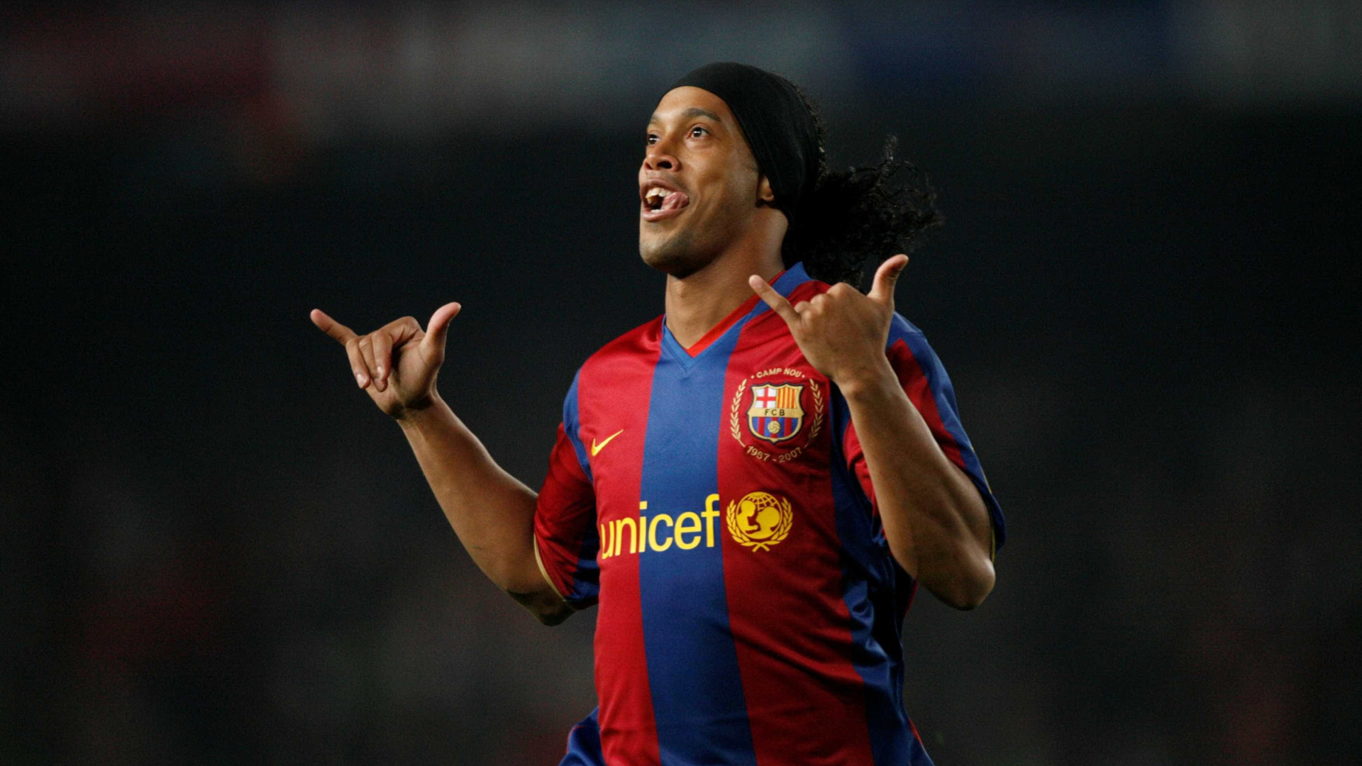 Ronaldinho se aposenta como um dos melhores das últimas décadas, mas com  gosto de quero mais