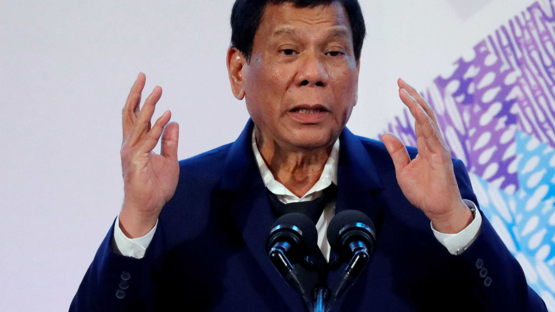 Presidente das Filipinas defende que população não use preservativos