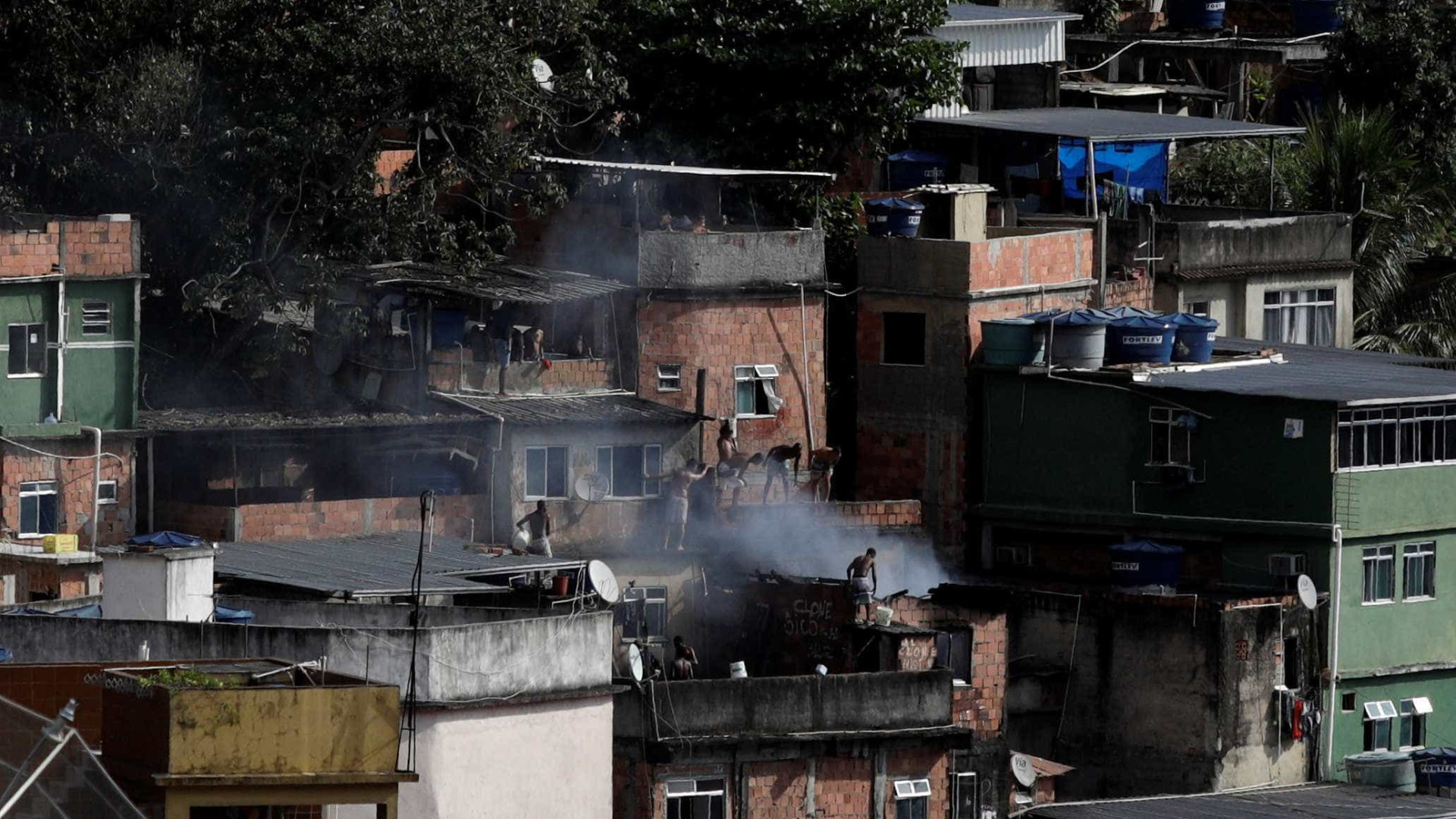 Milicianos reocupam o Rio de Janeiro