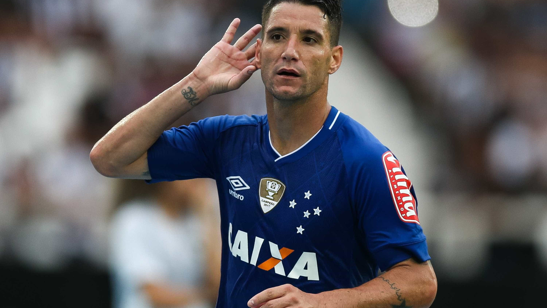Thiago Neves brilha, Cruzeiro vence o Tupi e vai à decisão do Mineiro
