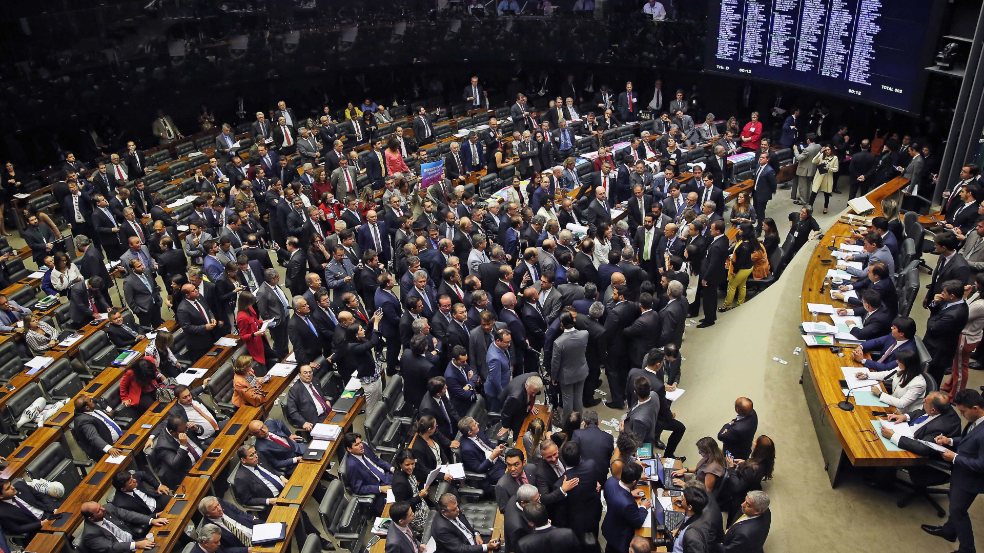 Baixa presença feminina no Congresso: Brasil é o 152º entre 190 países