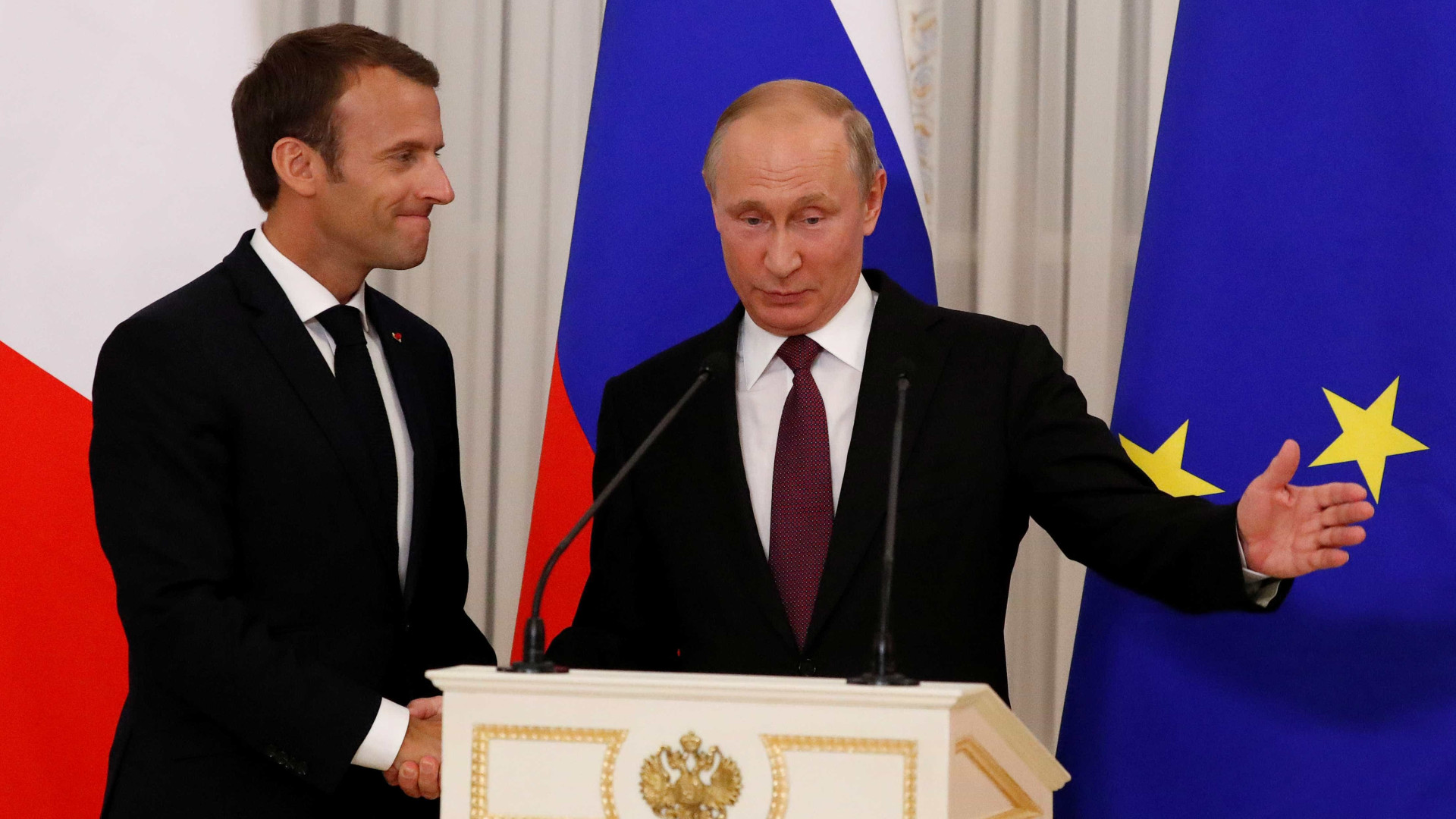 Putin recebe Macron e lamenta decisão de Trump sobre Kim