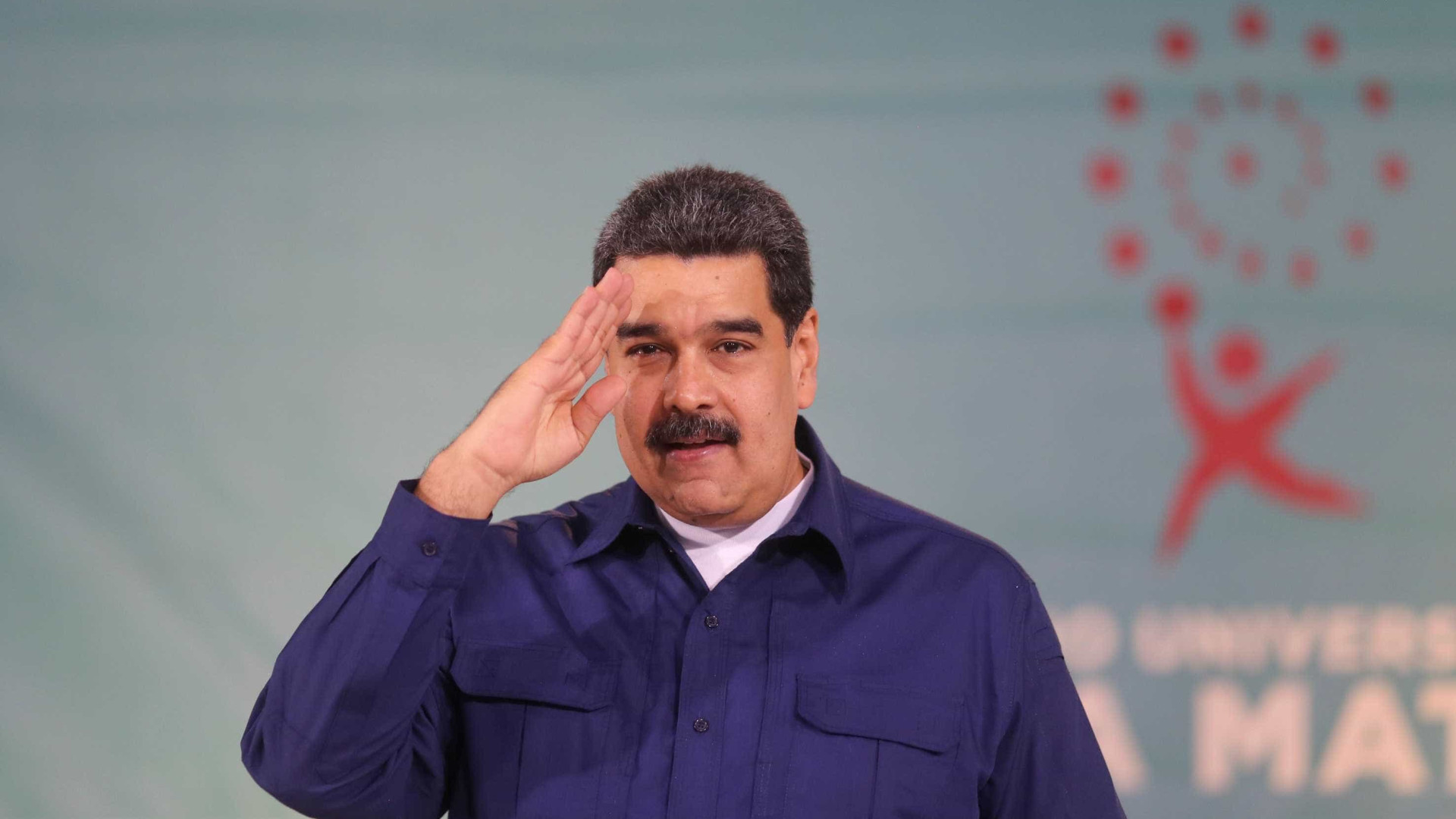 Maduro adia reconversão monetária em 60 dias