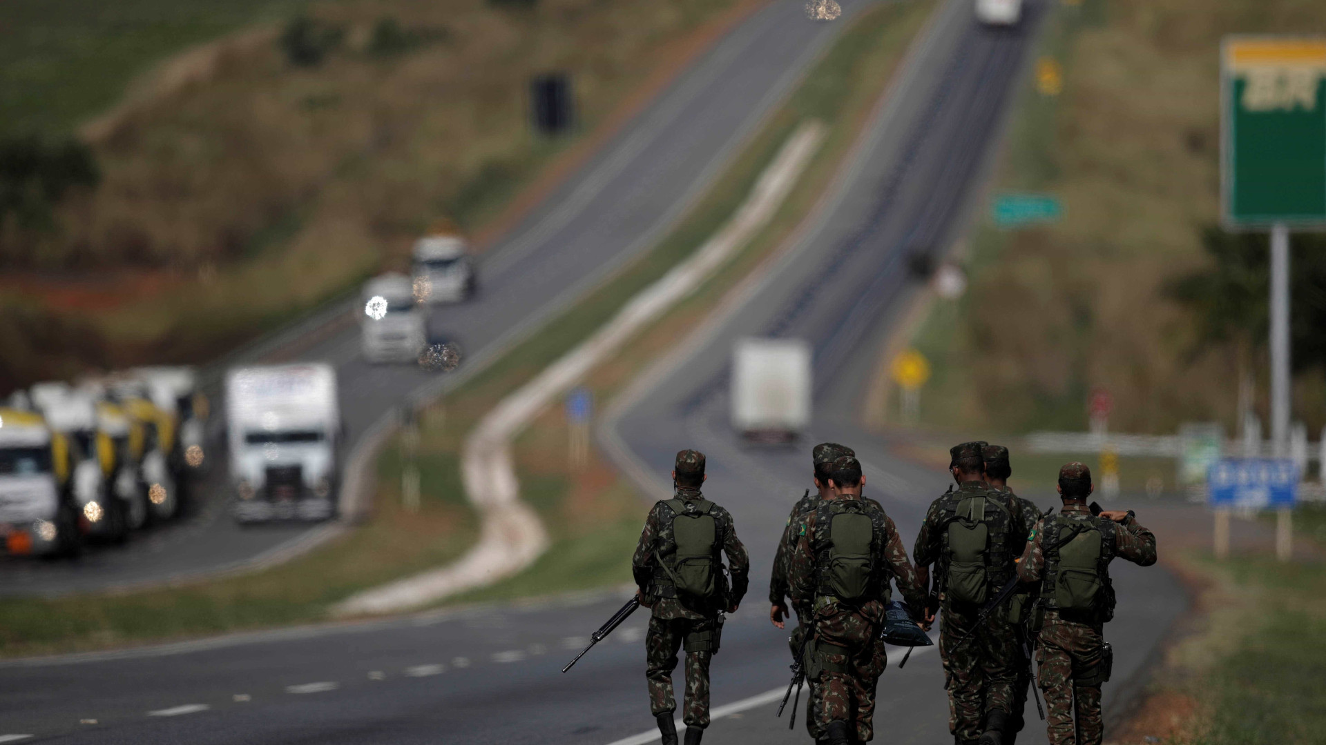 Uso de Forças Armadas nas estradas deve acabar amanhã, diz ministro