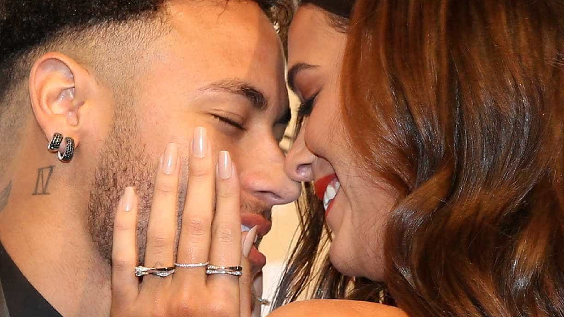 Marquezine apoia Neymar em dia de estreia: 'Cumpra teu chamado'