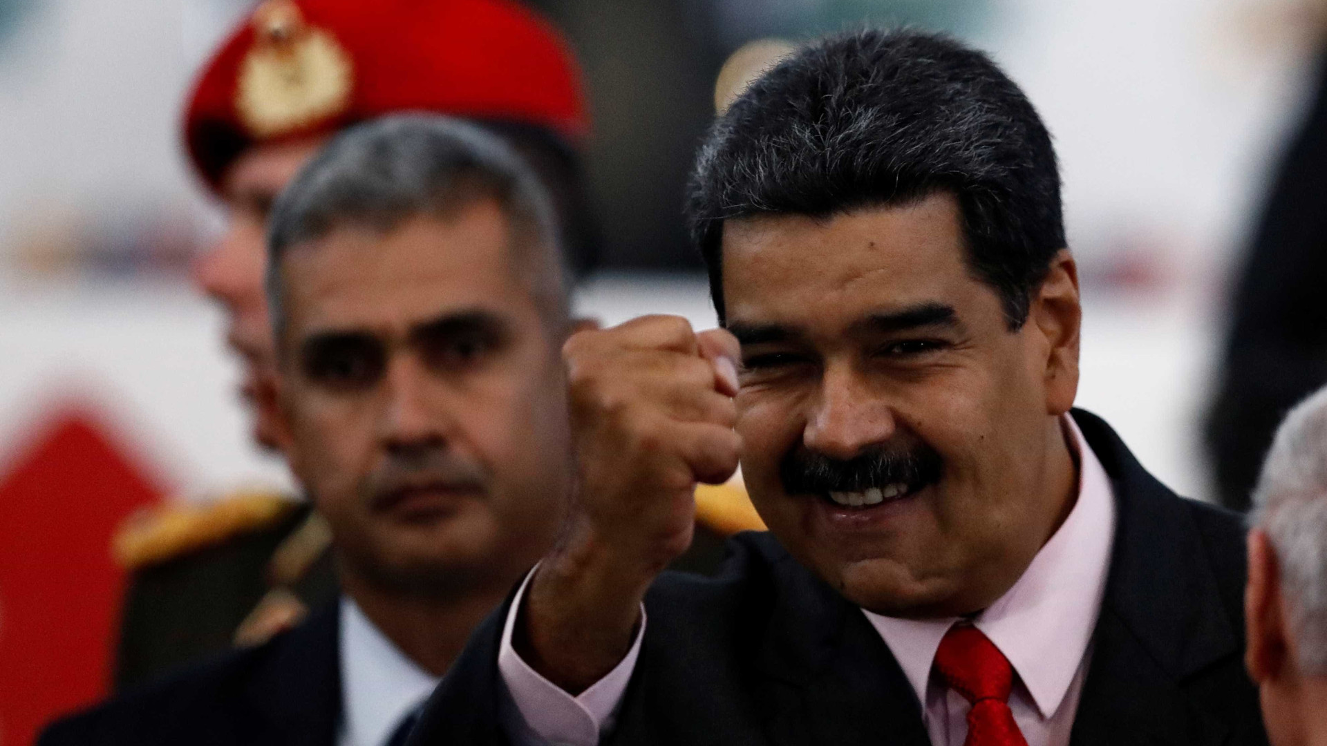 União Europeia aplica sanções a vice de Maduro na Venezuela