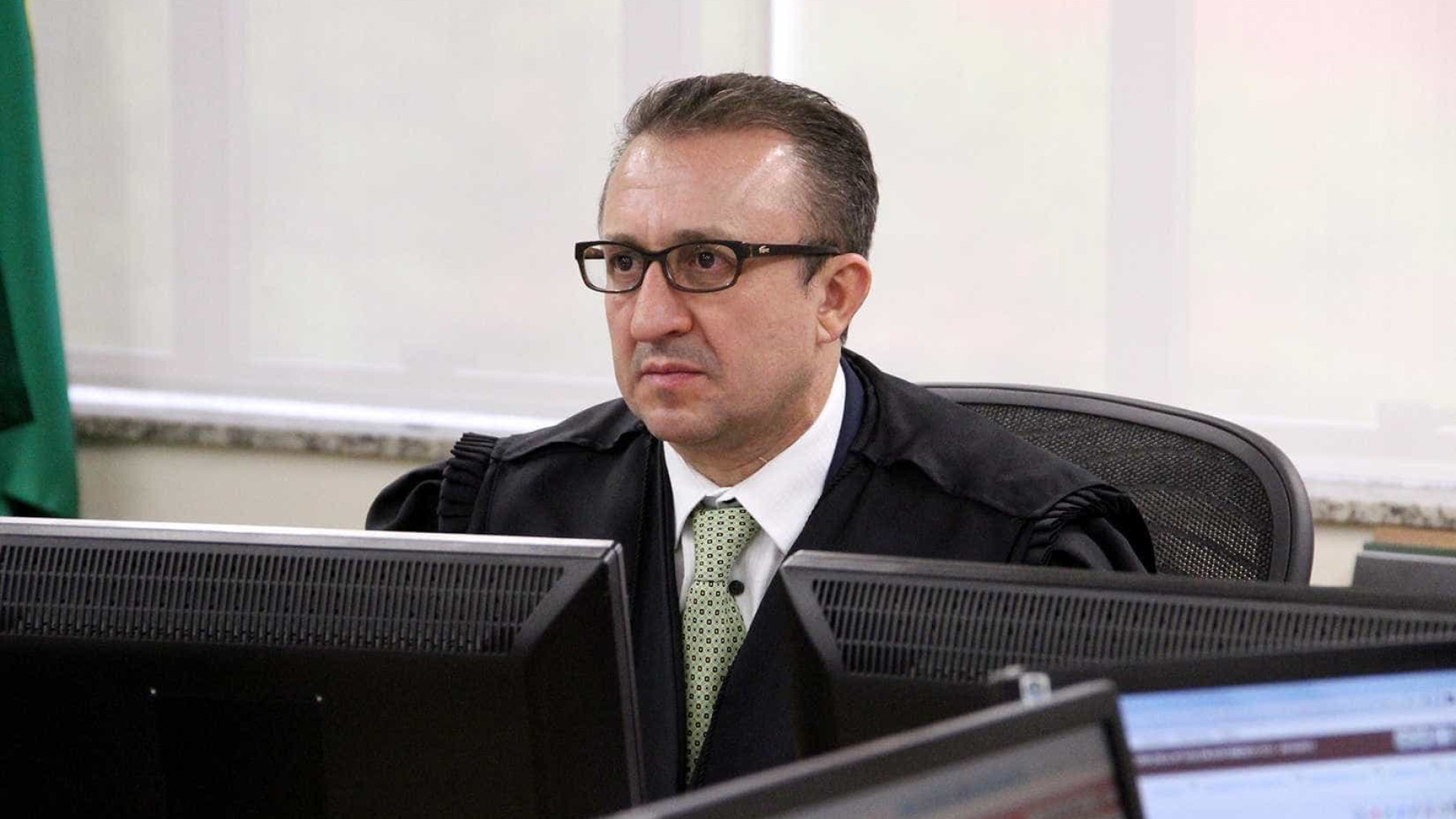 Procuradores e promotores vão ao CNJ contra Rogerio Favreto